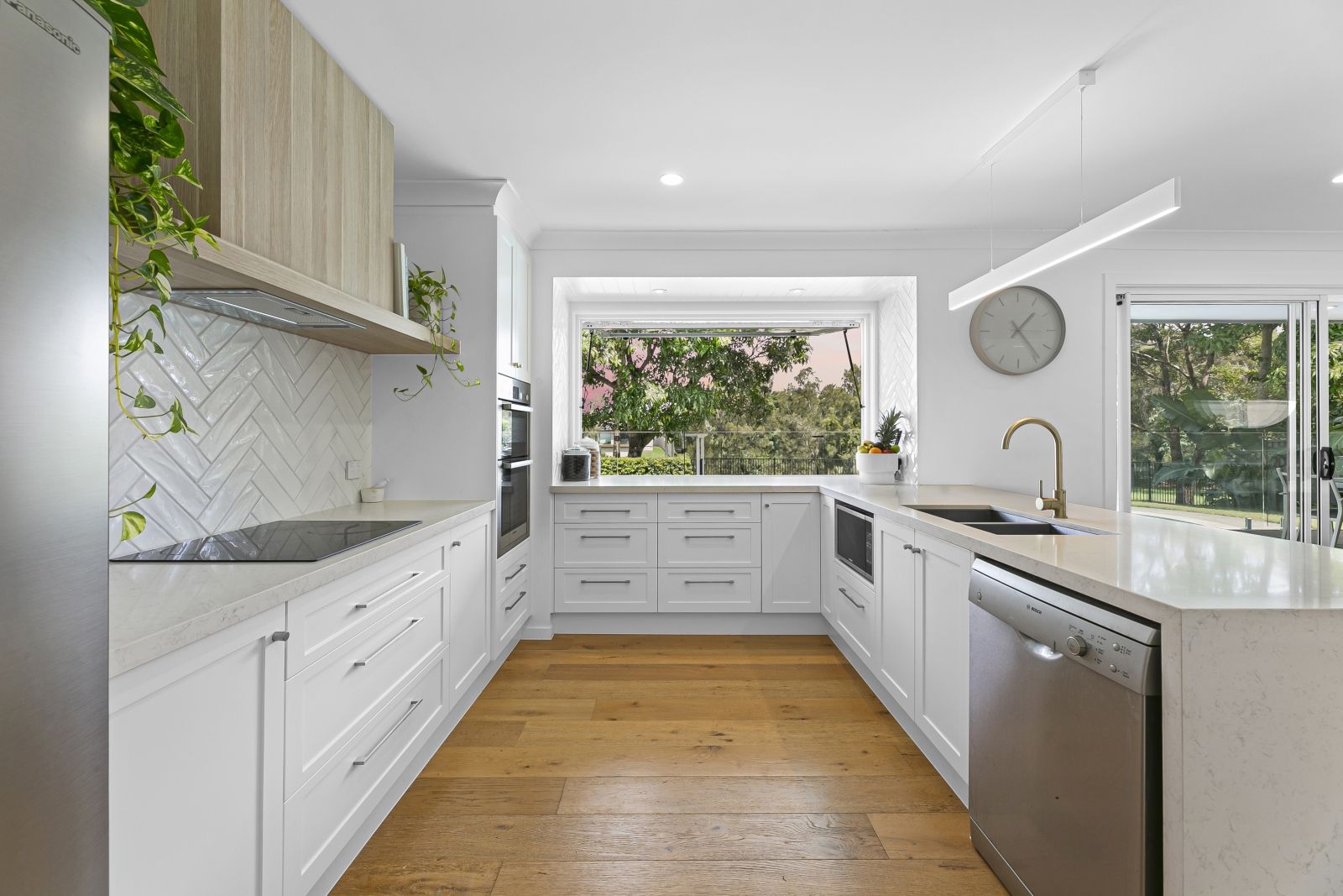 25 Beauty Point Drive, Robina, QLD 4226