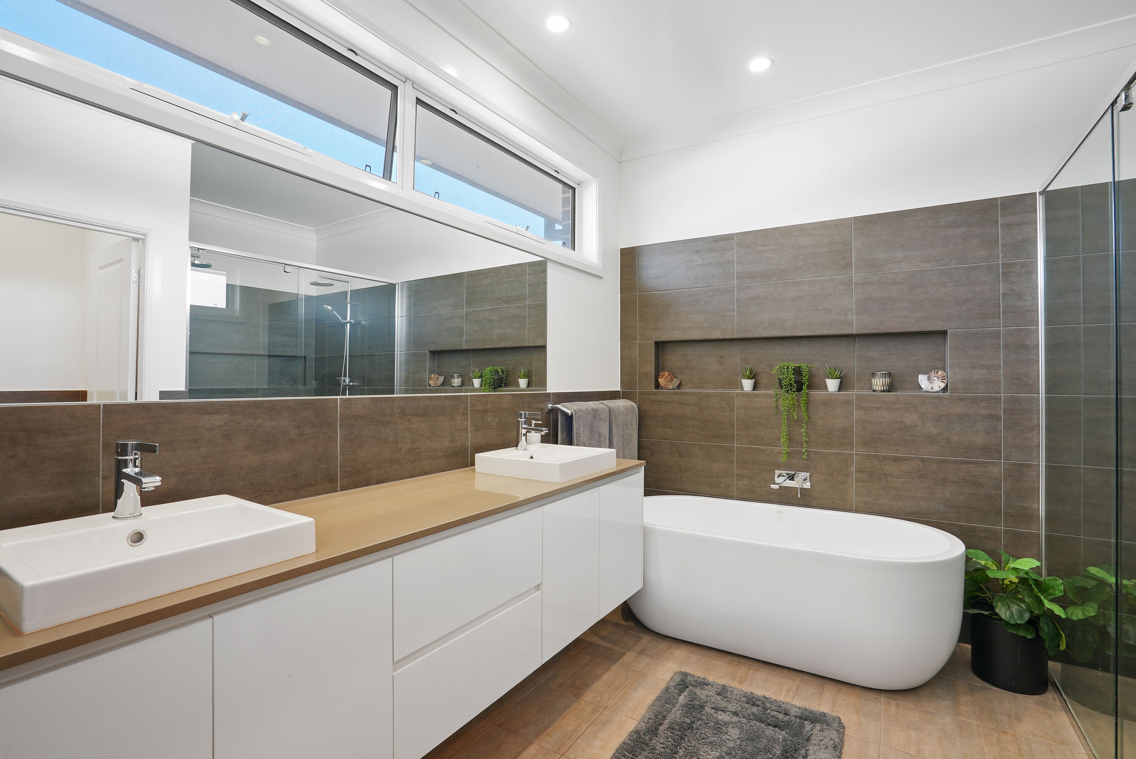 64 Wamara Crescent — photo 7 of 15