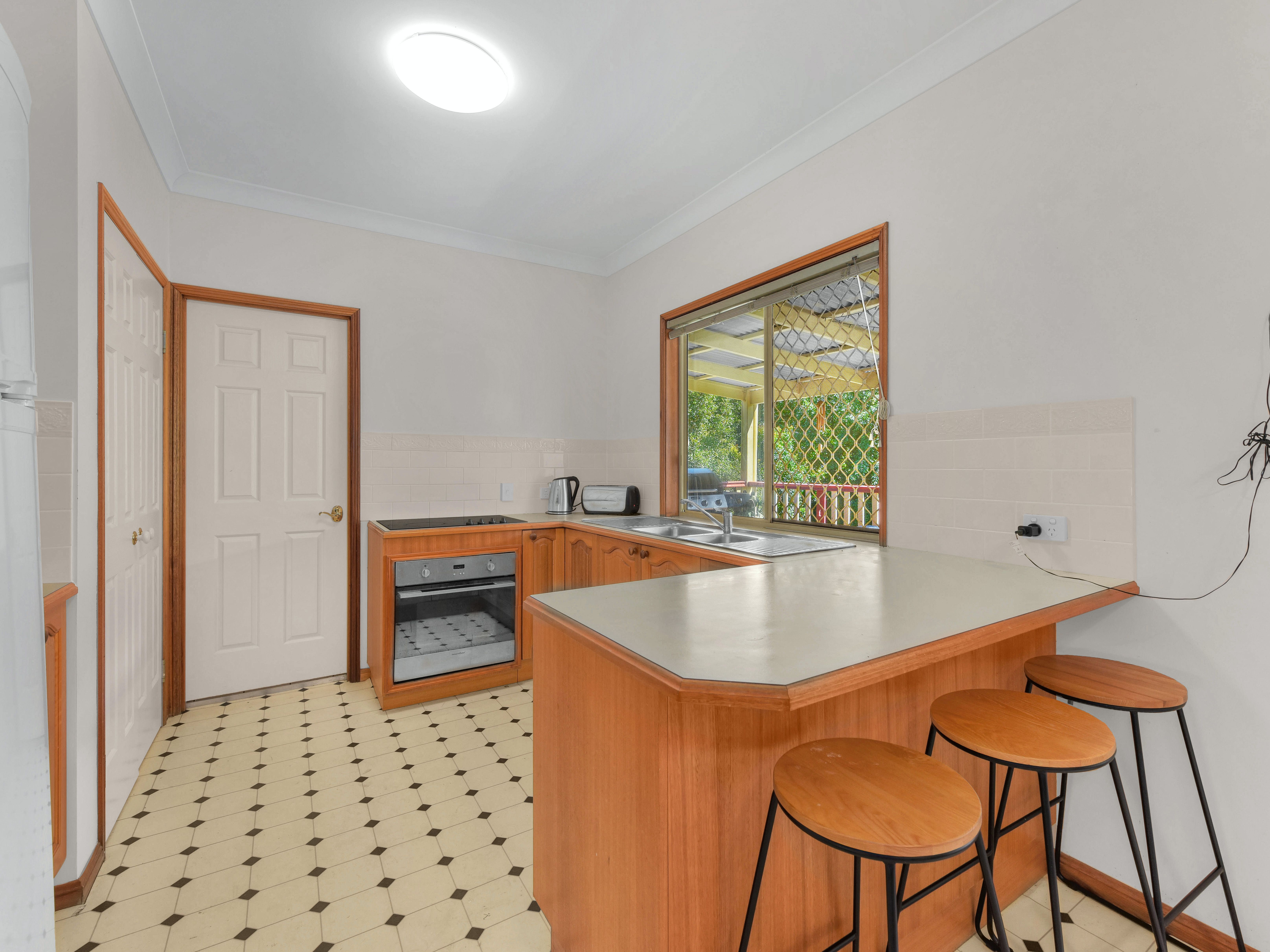 6 Bunya Place, Seventeen Mile Rocks, QLD 4073
