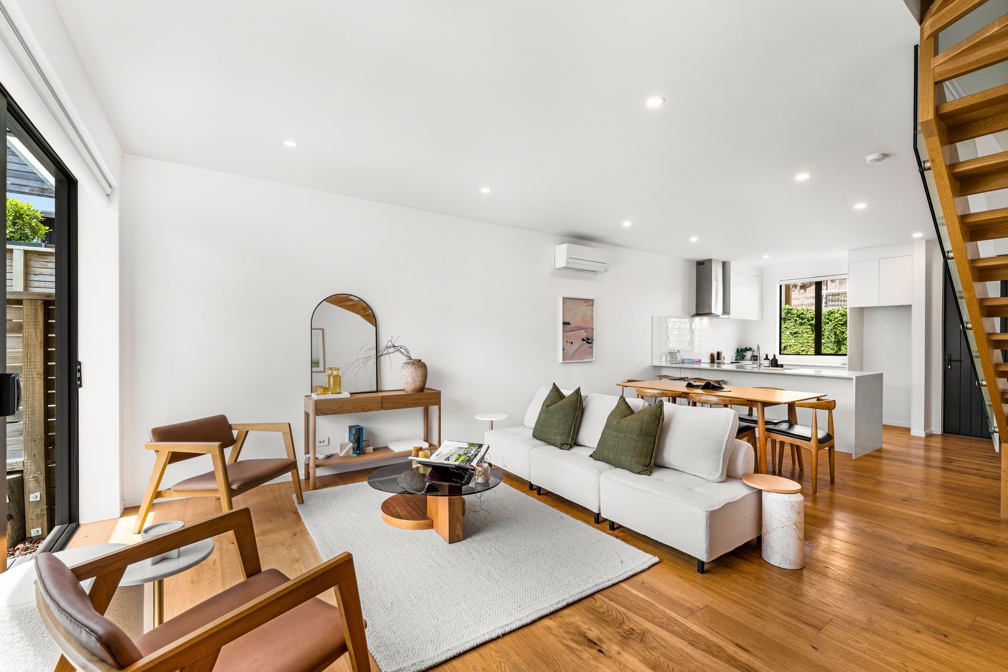 12/4 Glen Atkinson Street, St Heliers