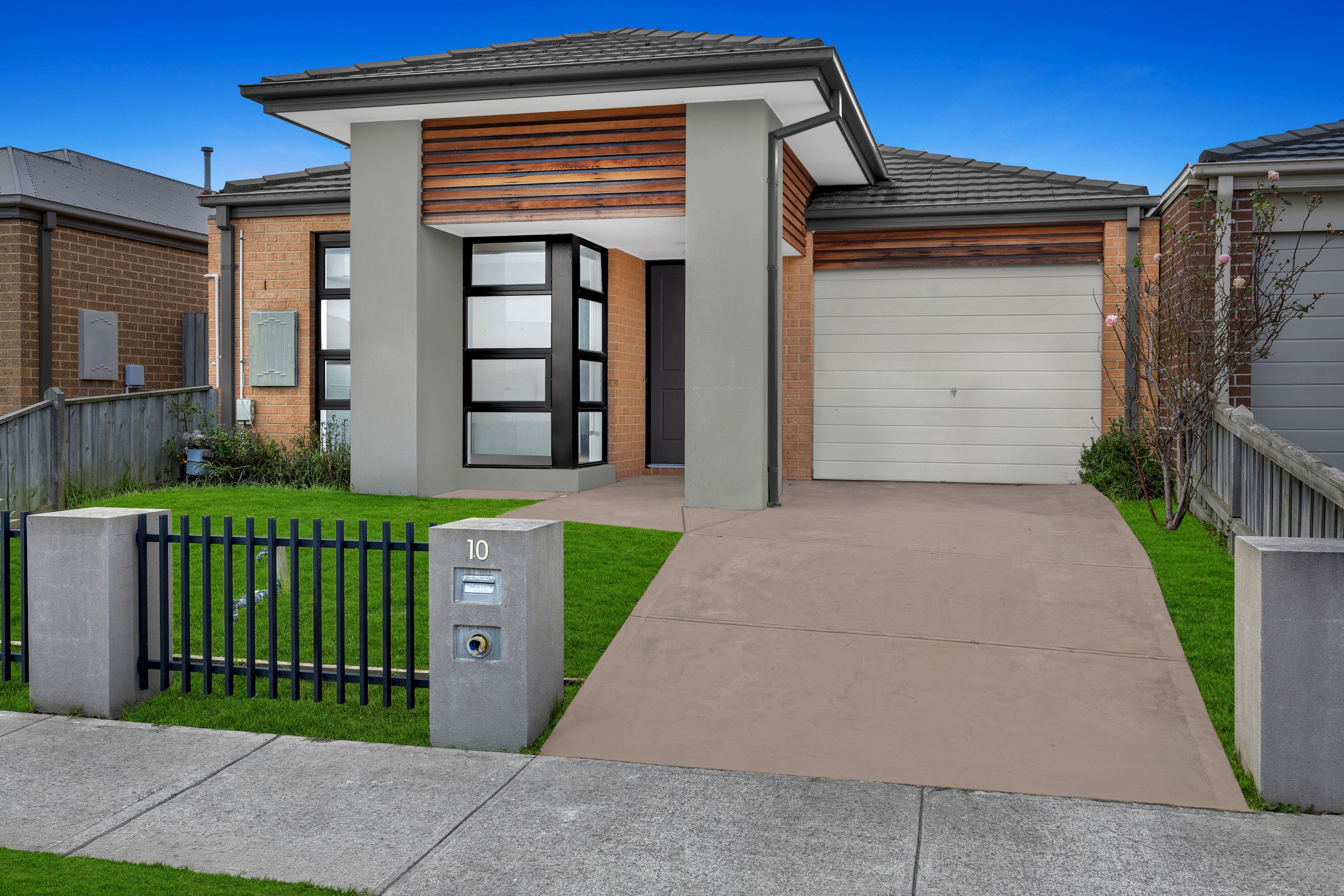 10 Arlington Avenue, Pakenham, VIC 3810