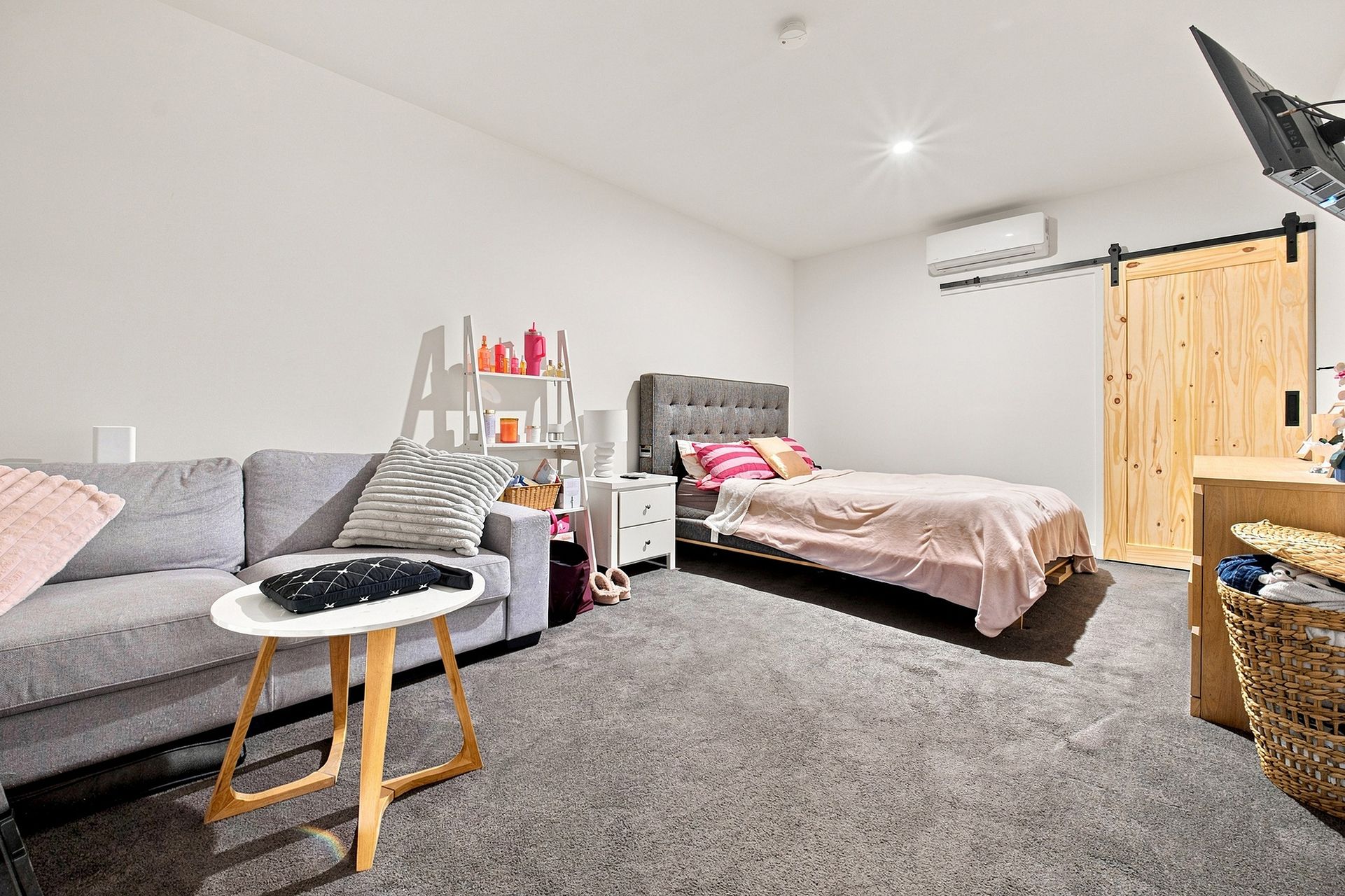 44 Hastings Street — photo 17 of 30
