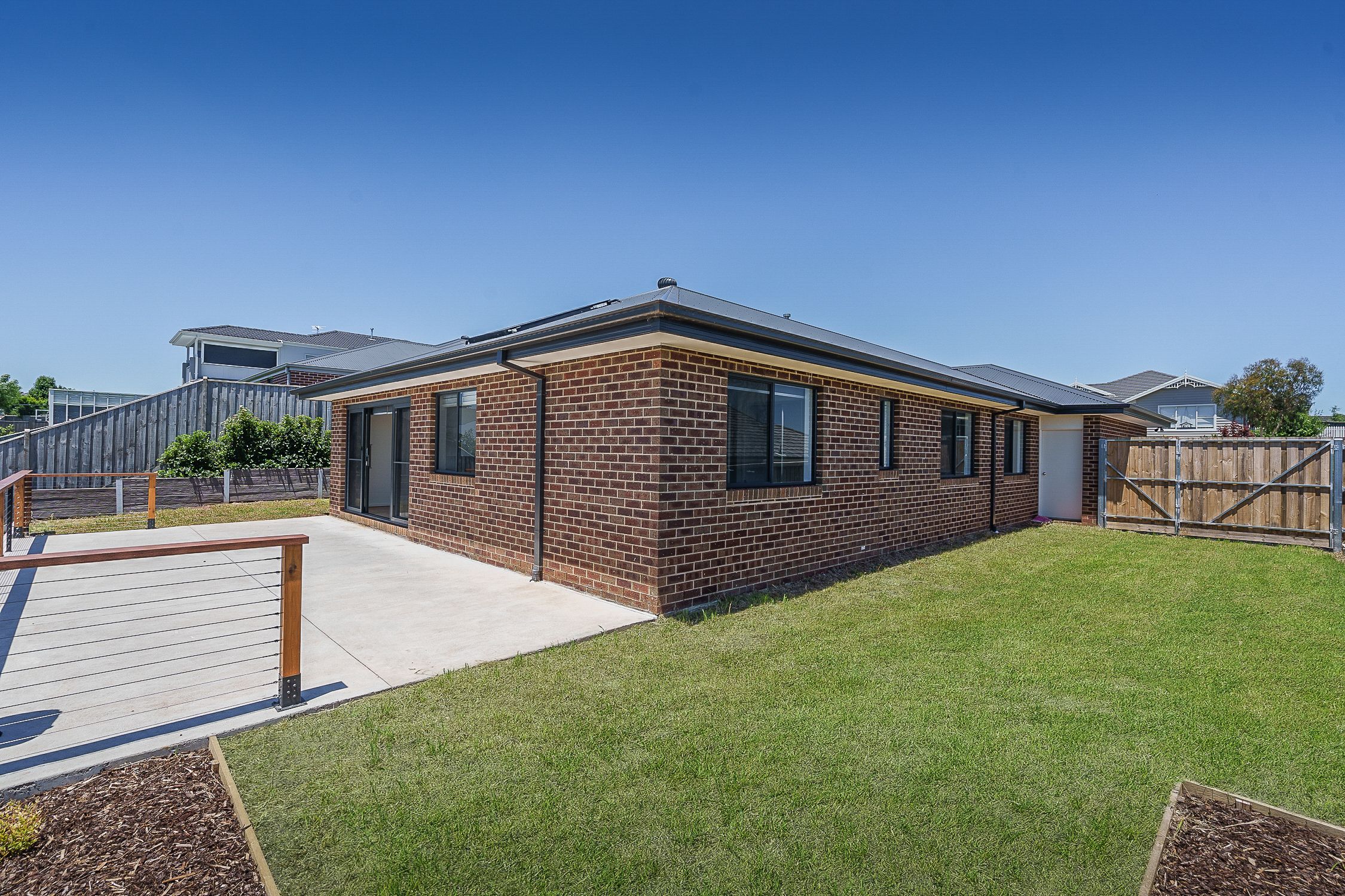 9 Wiltons Crescent — photo 13 of 16