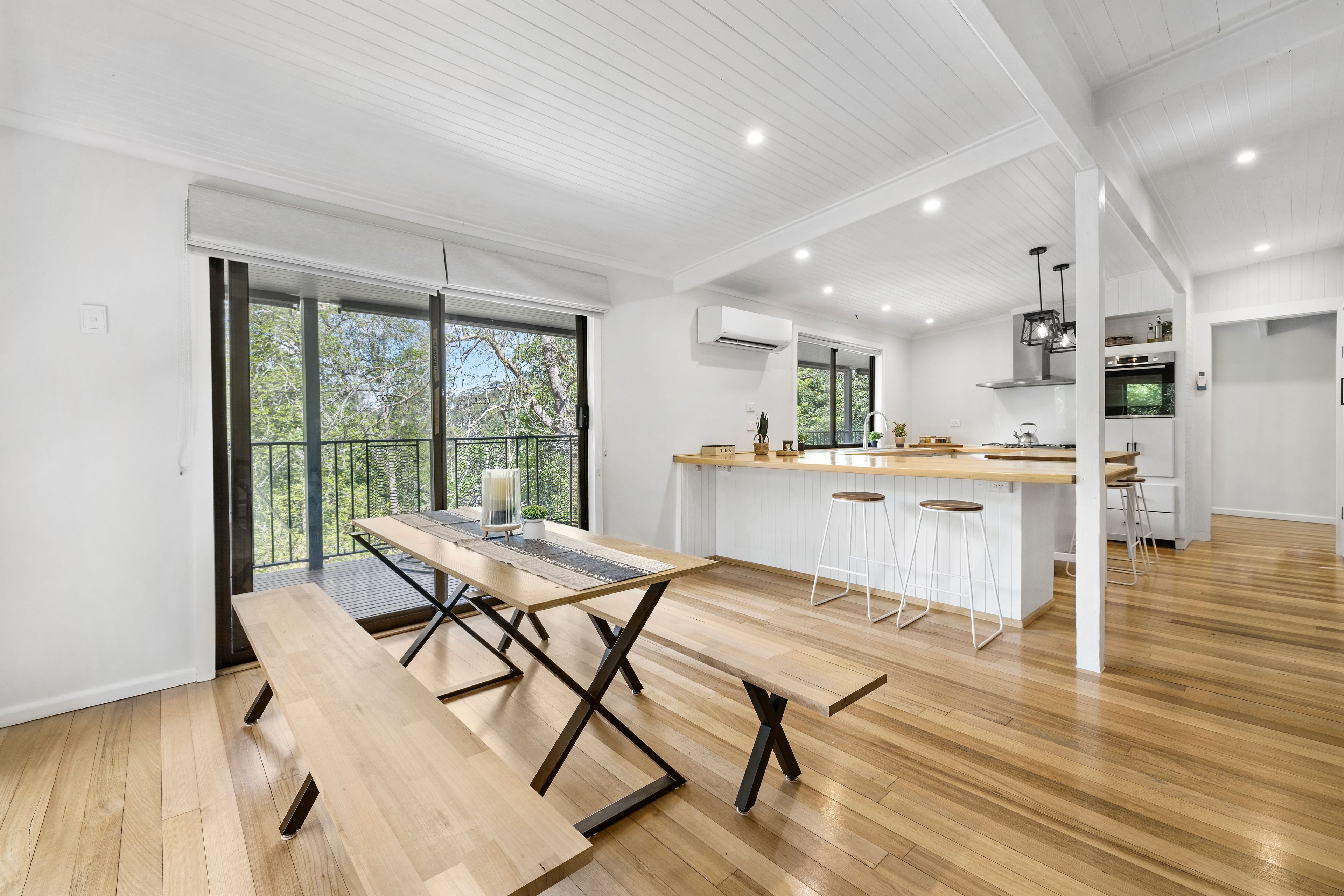24 Monbulk Road — photo 3 of 10