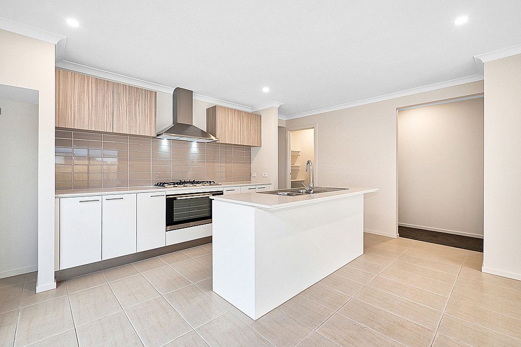 6 Backman Road, Clyde, VIC 3978