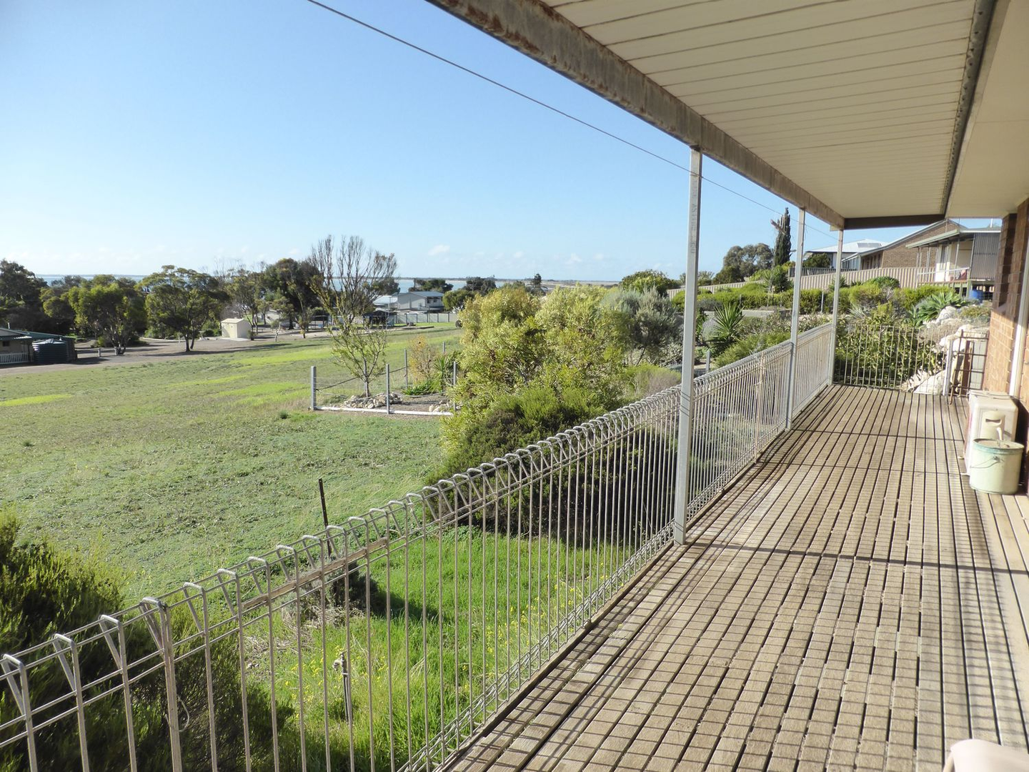 68 Bayview Road — photo 3 of 11
