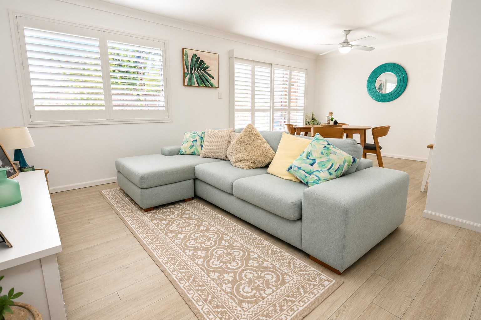 8/2 Brown Street, Labrador, QLD 4215