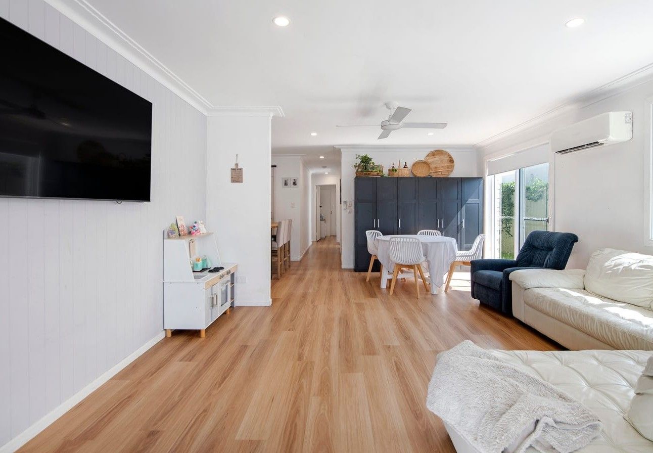 1/6 Craft Court — photo 5 of 11