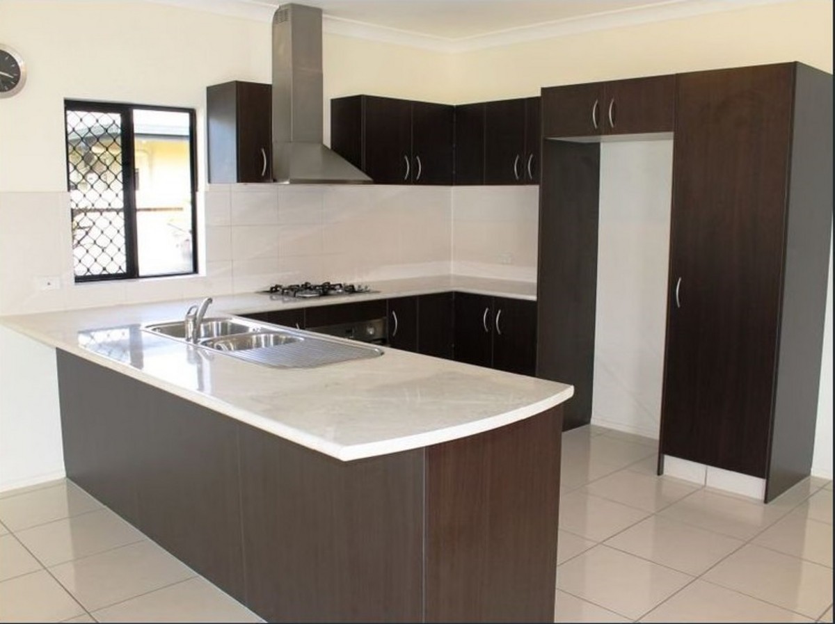 13 Totley Chase, Trinity Park, QLD 4879