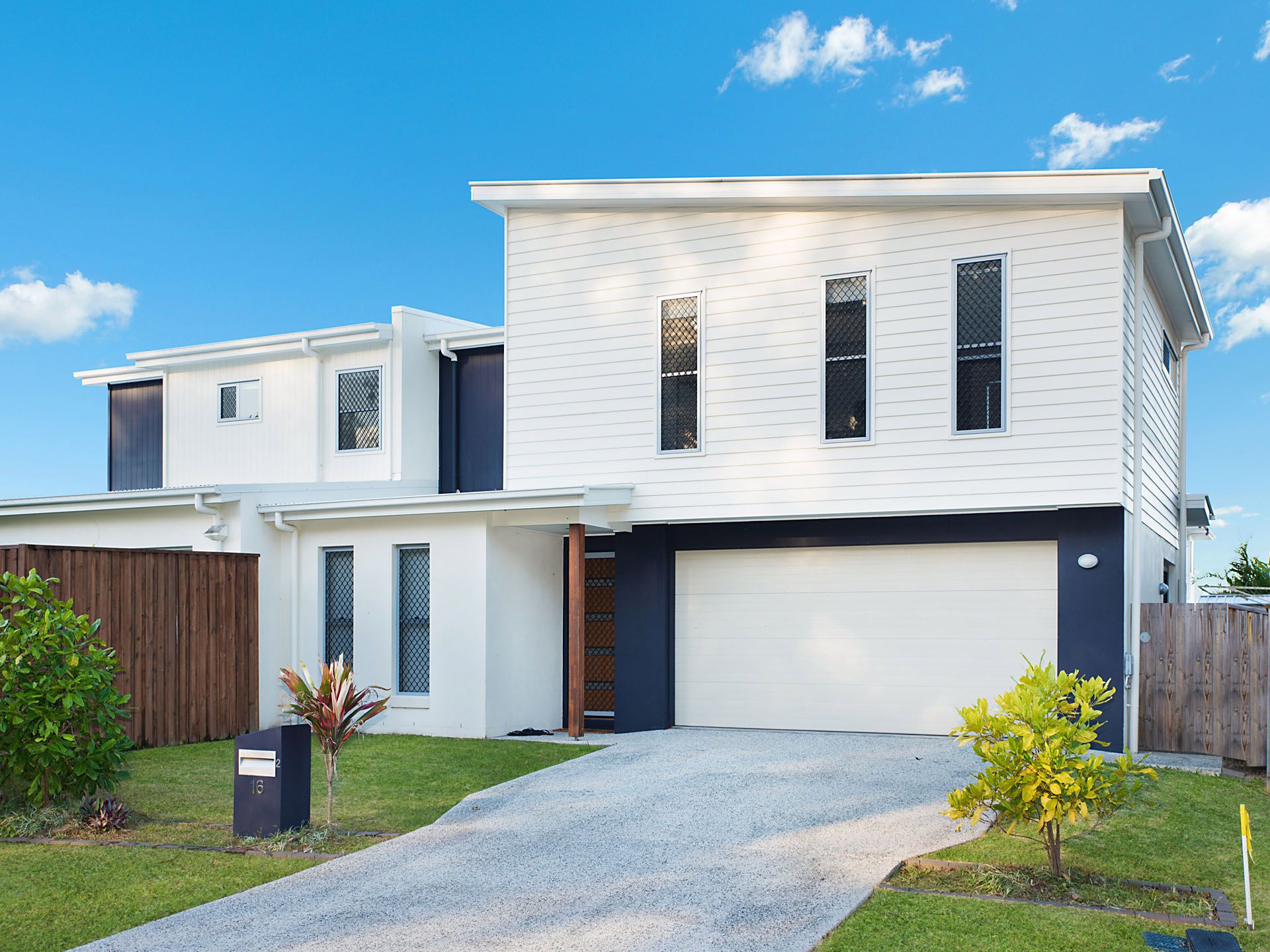 16 Hideaway Street, Birtinya QLD 4575