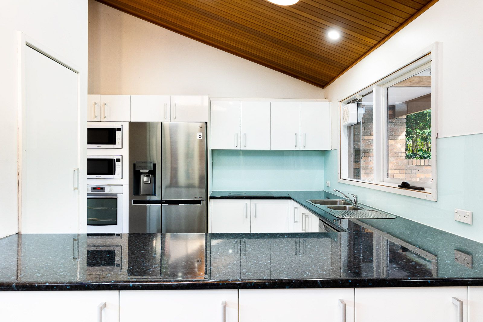 35 Chiltern Crescent, Castle Hill, NSW 2154