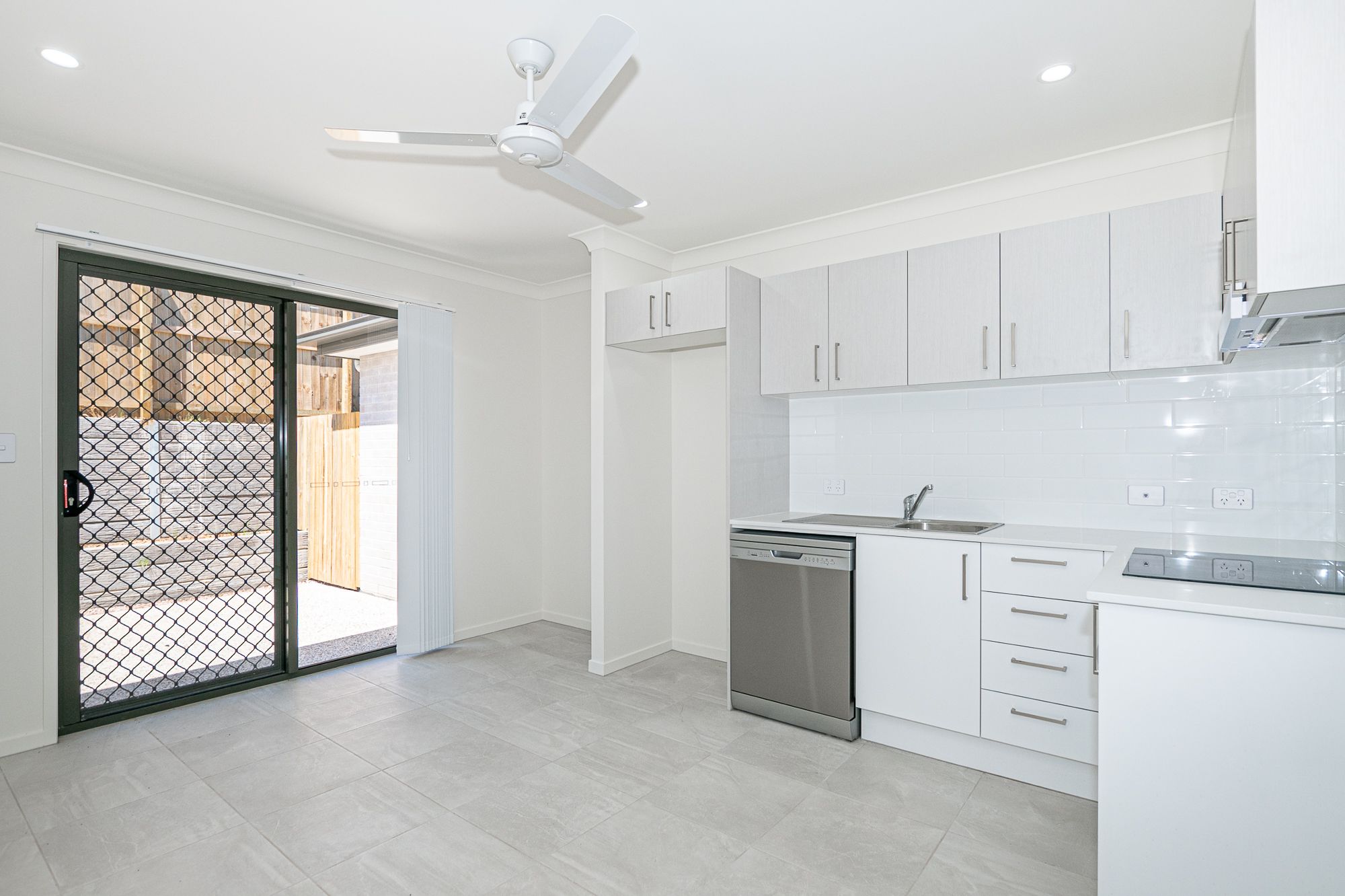 2/8 Edgar Street, Morayfield, QLD 4506
