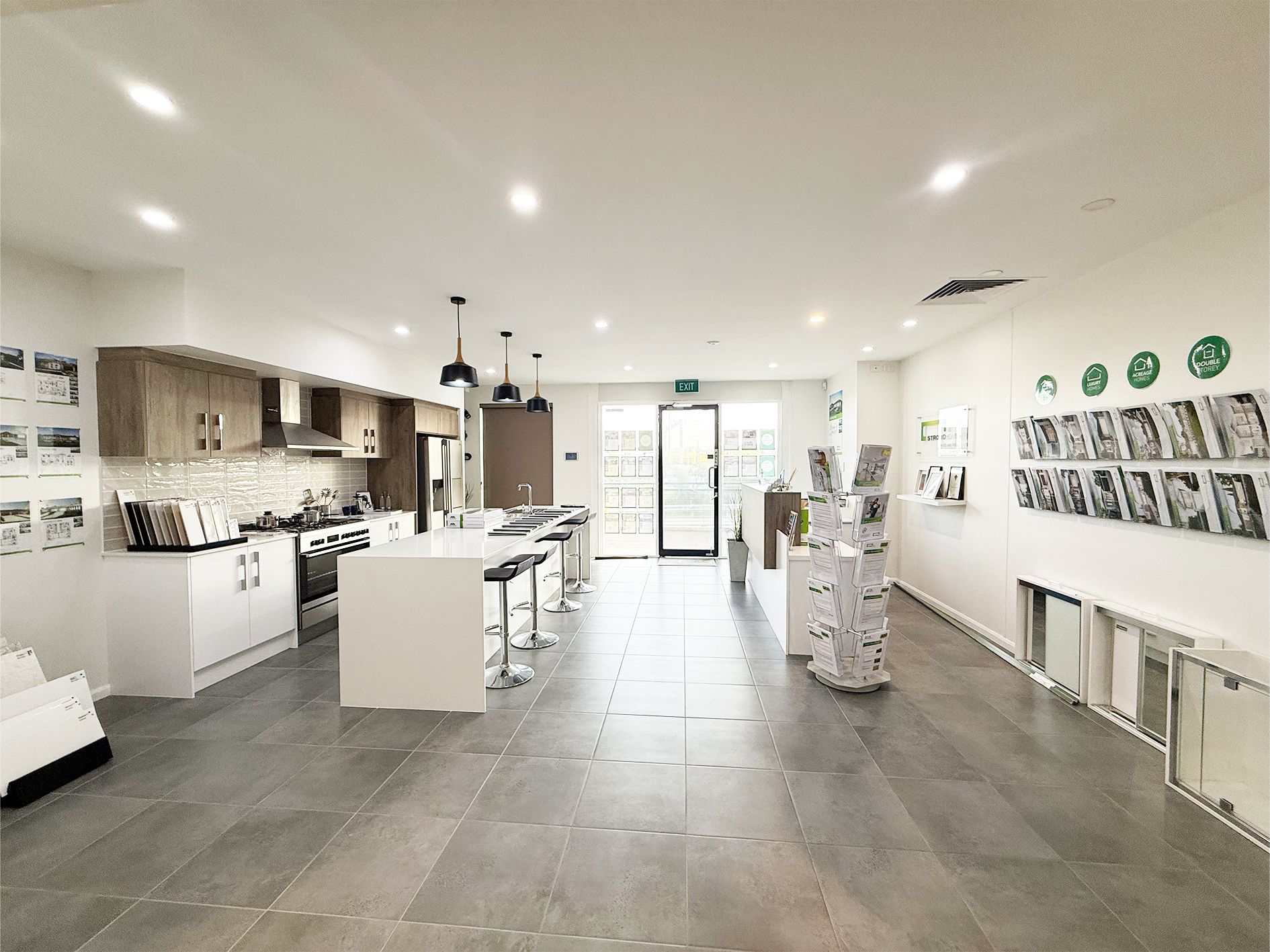 10B/3352 Pacific Highway, Springwood, QLD 4127