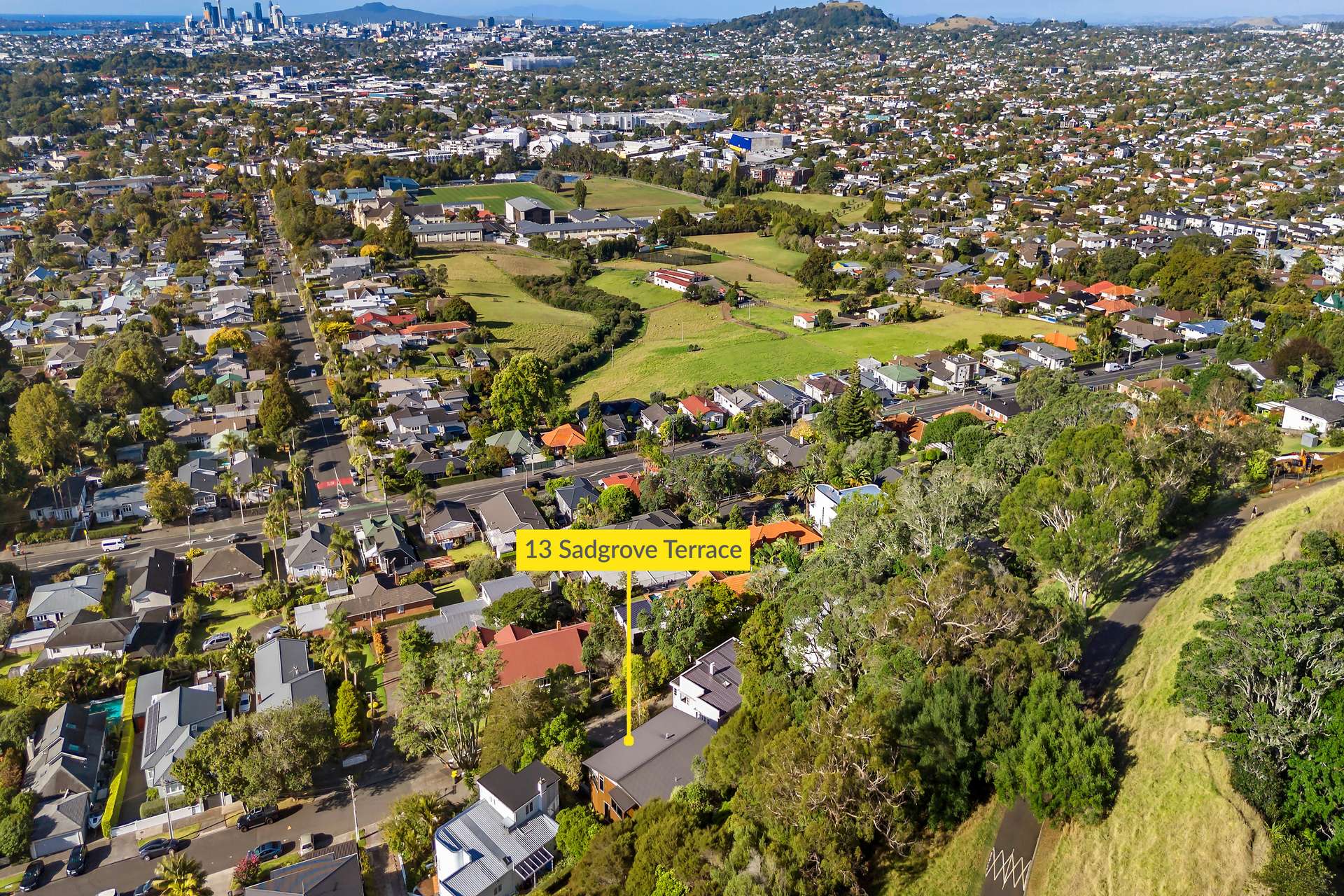 13 Sadgrove Terrace photo 44