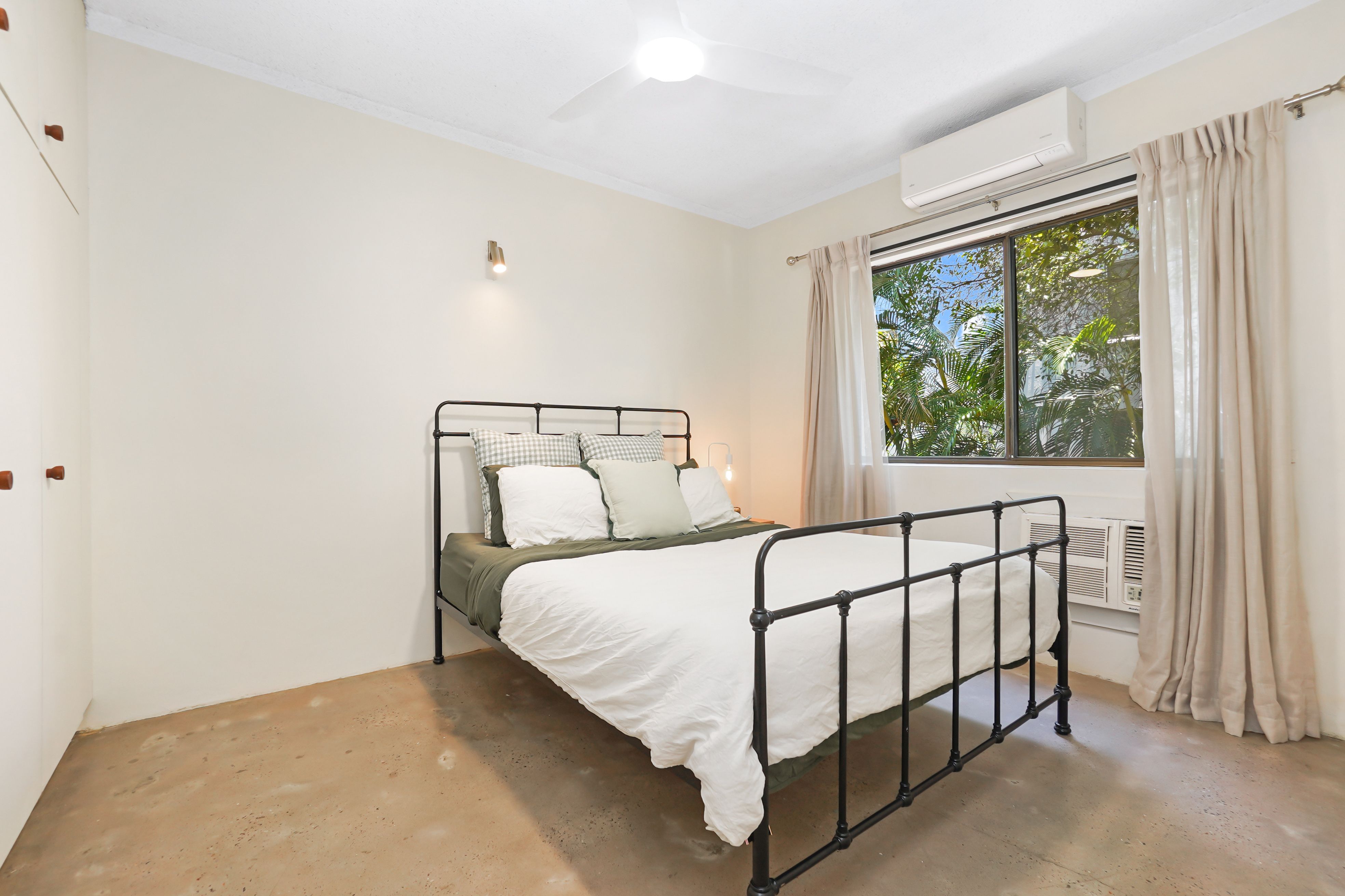 5/124 Mitchell Street — photo 11 of 16