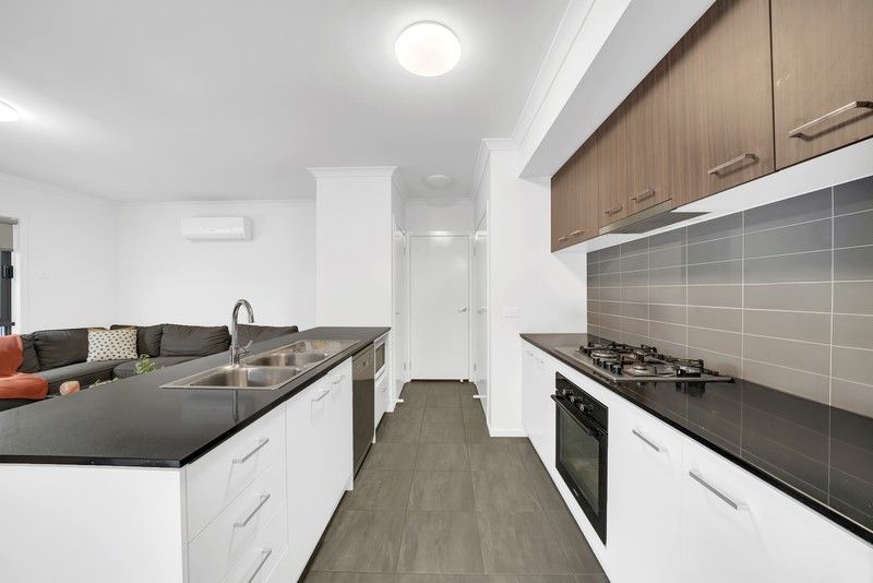 26 Spector Walk — photo 4 of 15