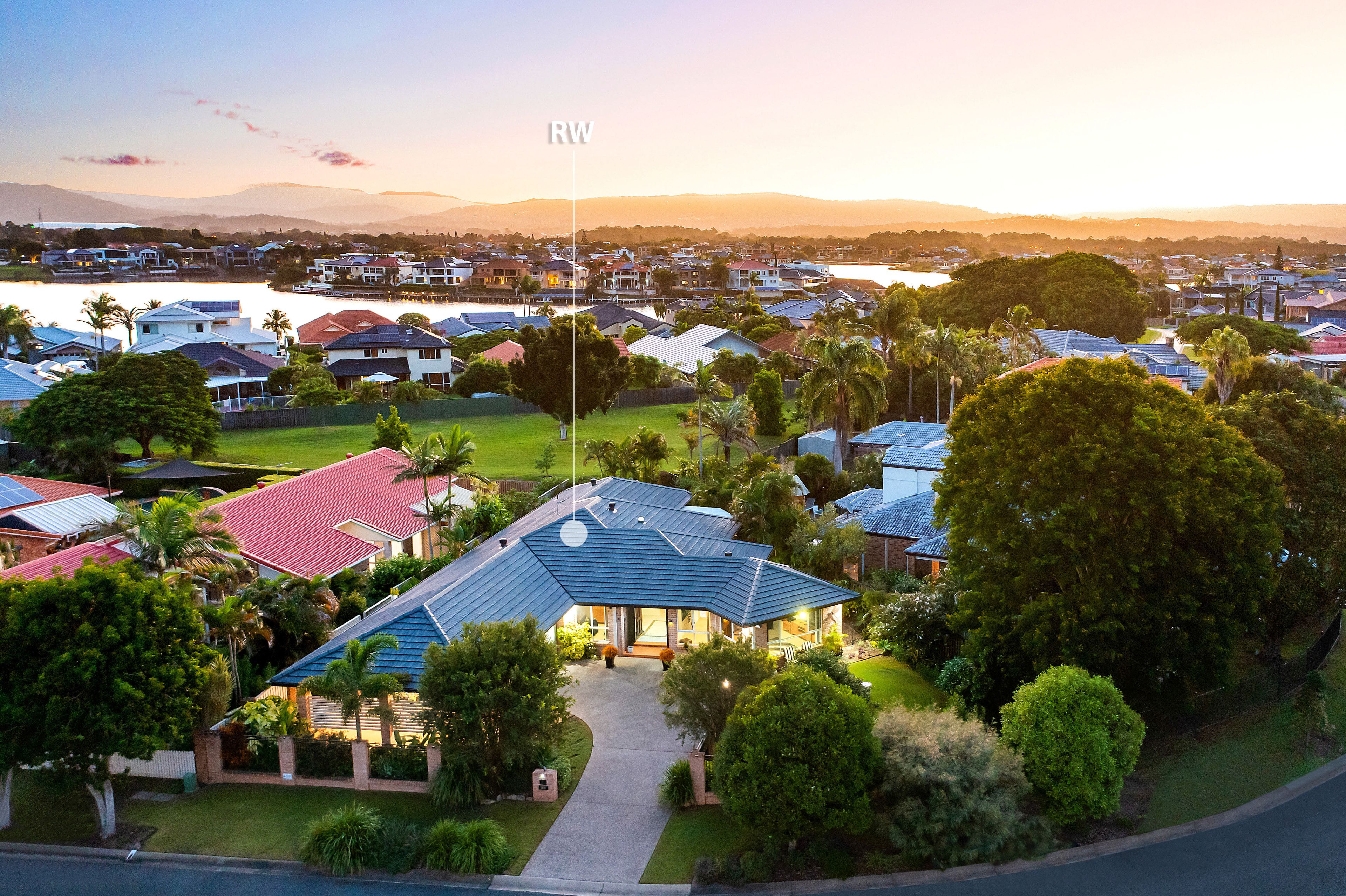 121 Port Jackson Boulevard, Clear Island Waters QLD 4226