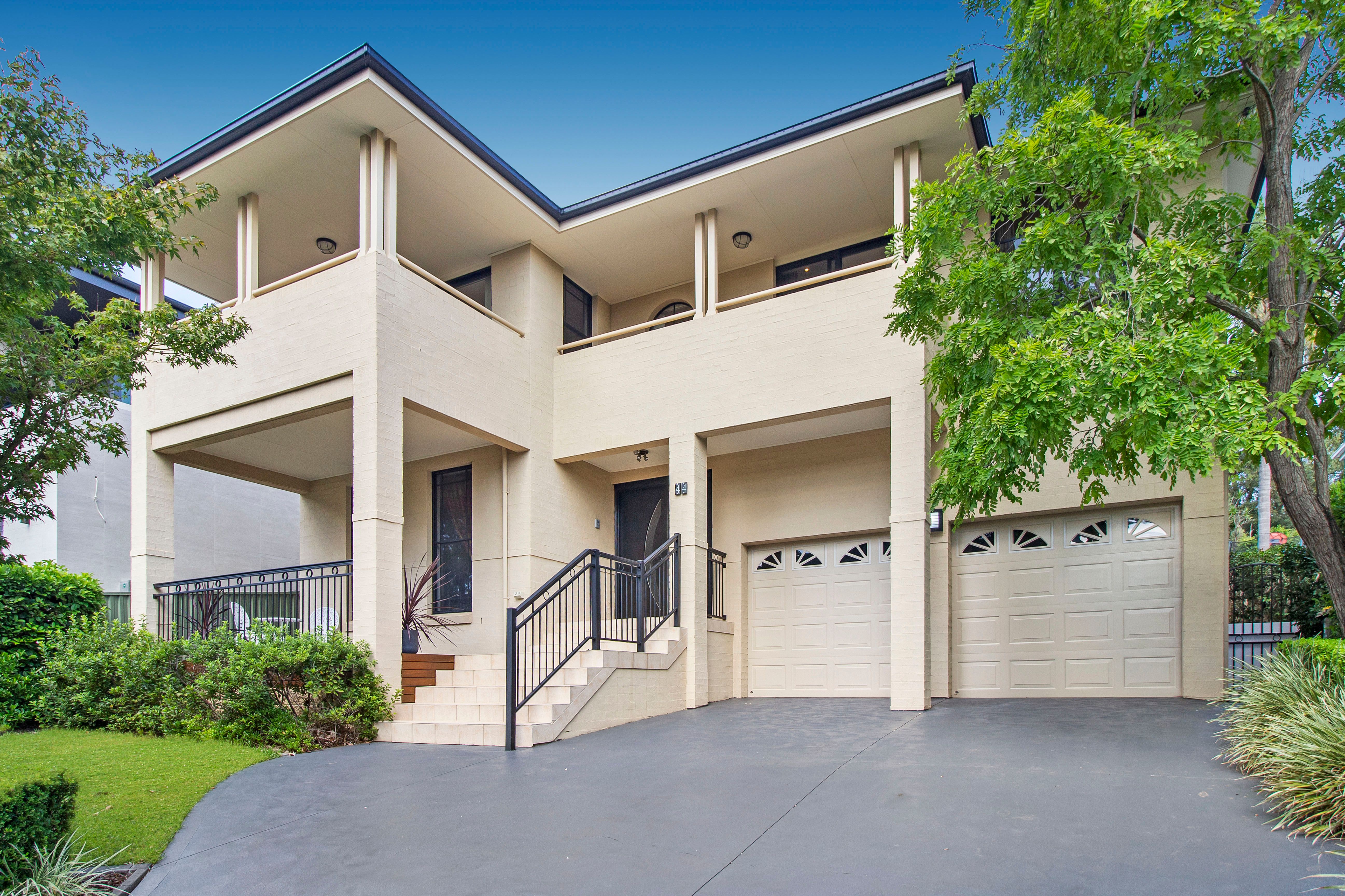 44 Douglas Street