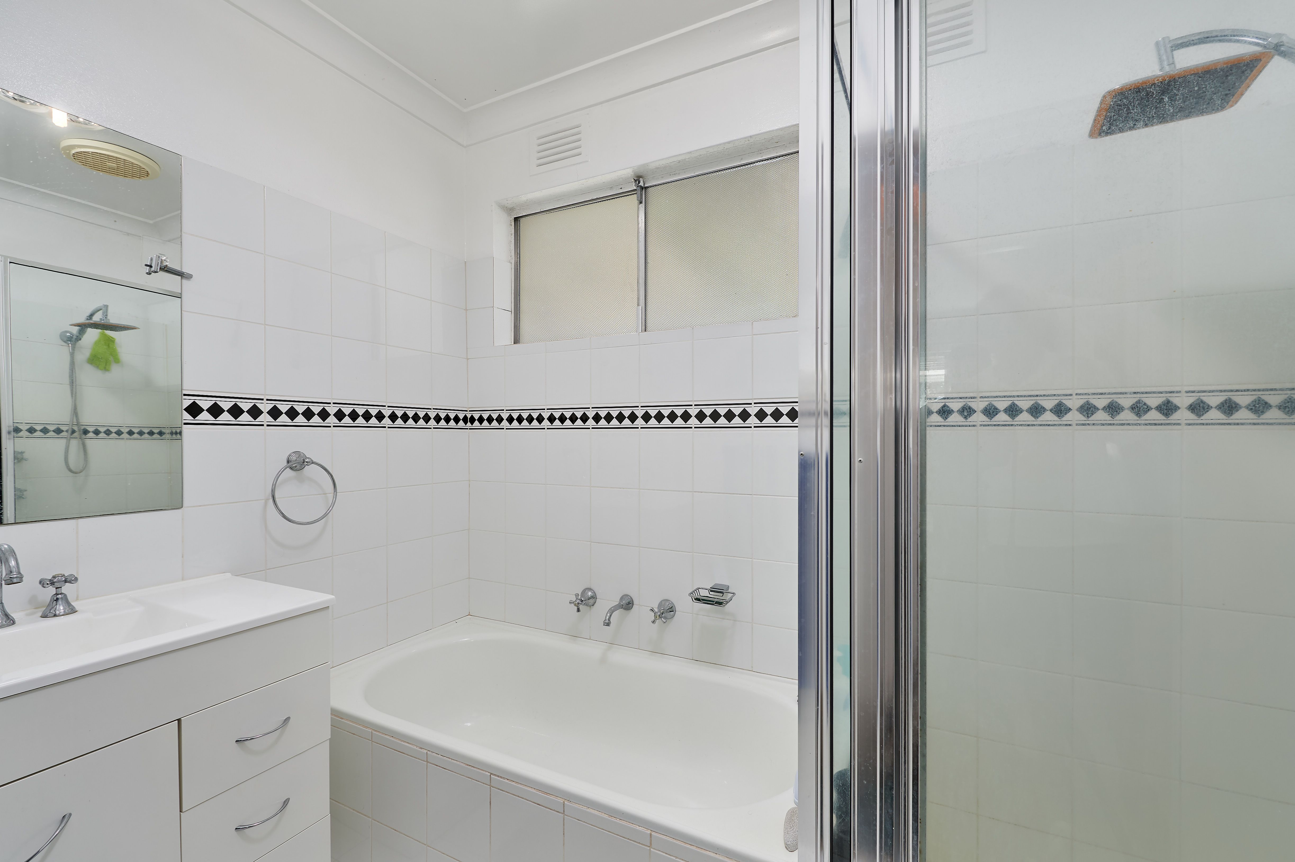 3 Crisp Drive, Wagga Wagga, NSW 2650