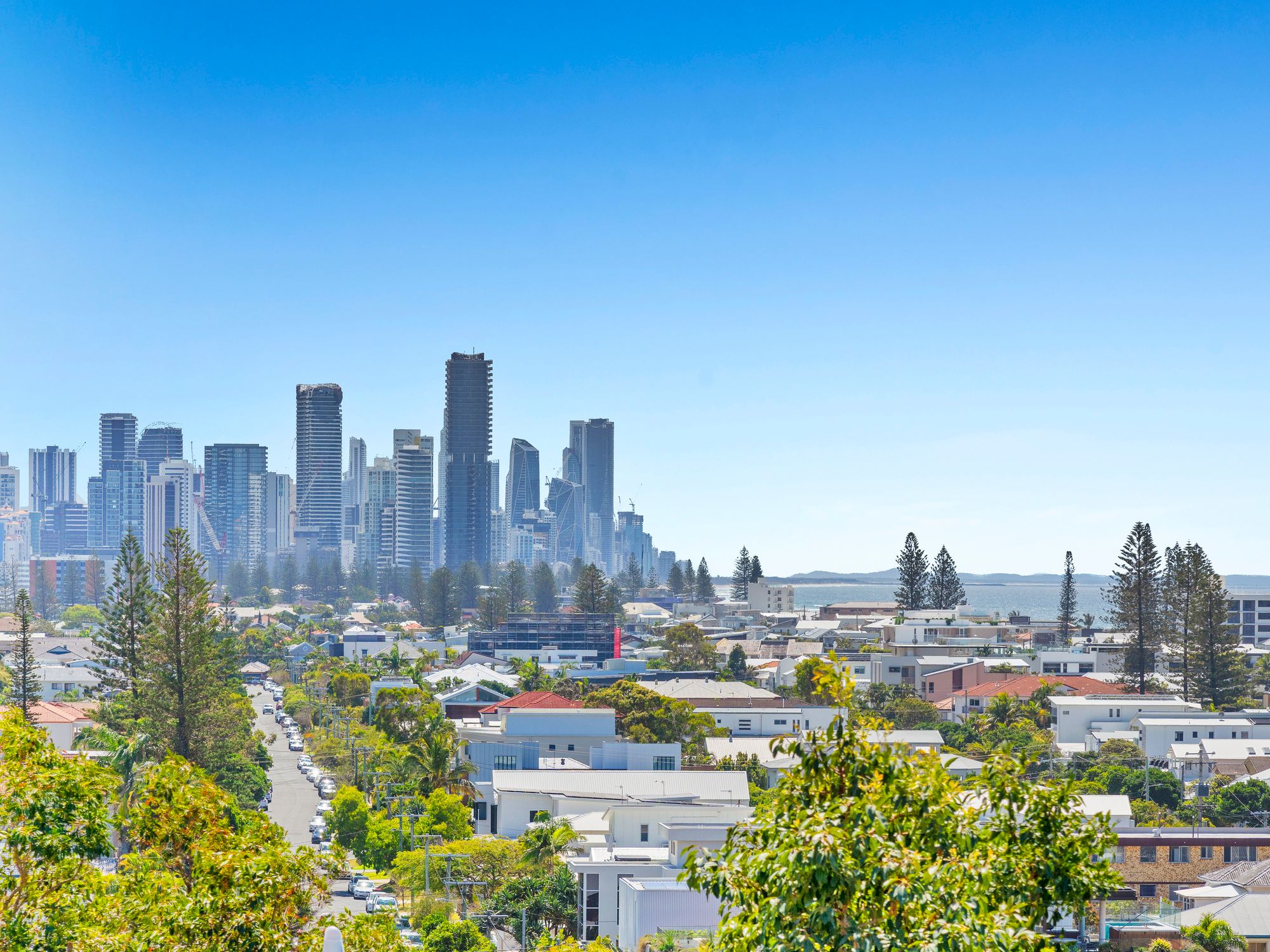 D13/1 Great Hall Drive, Miami, QLD 4220