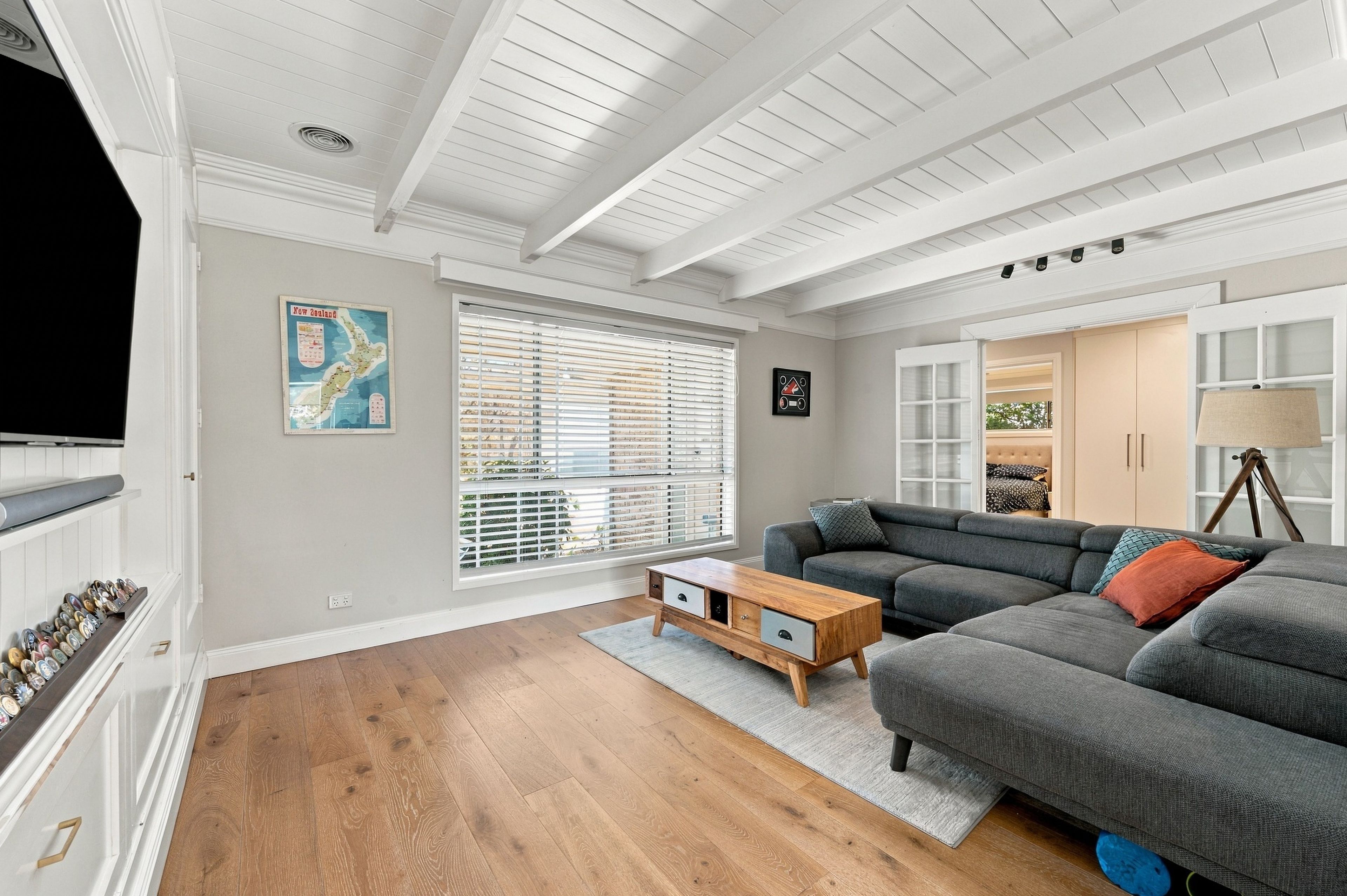 16 Cotter Place — photo 3 of 19