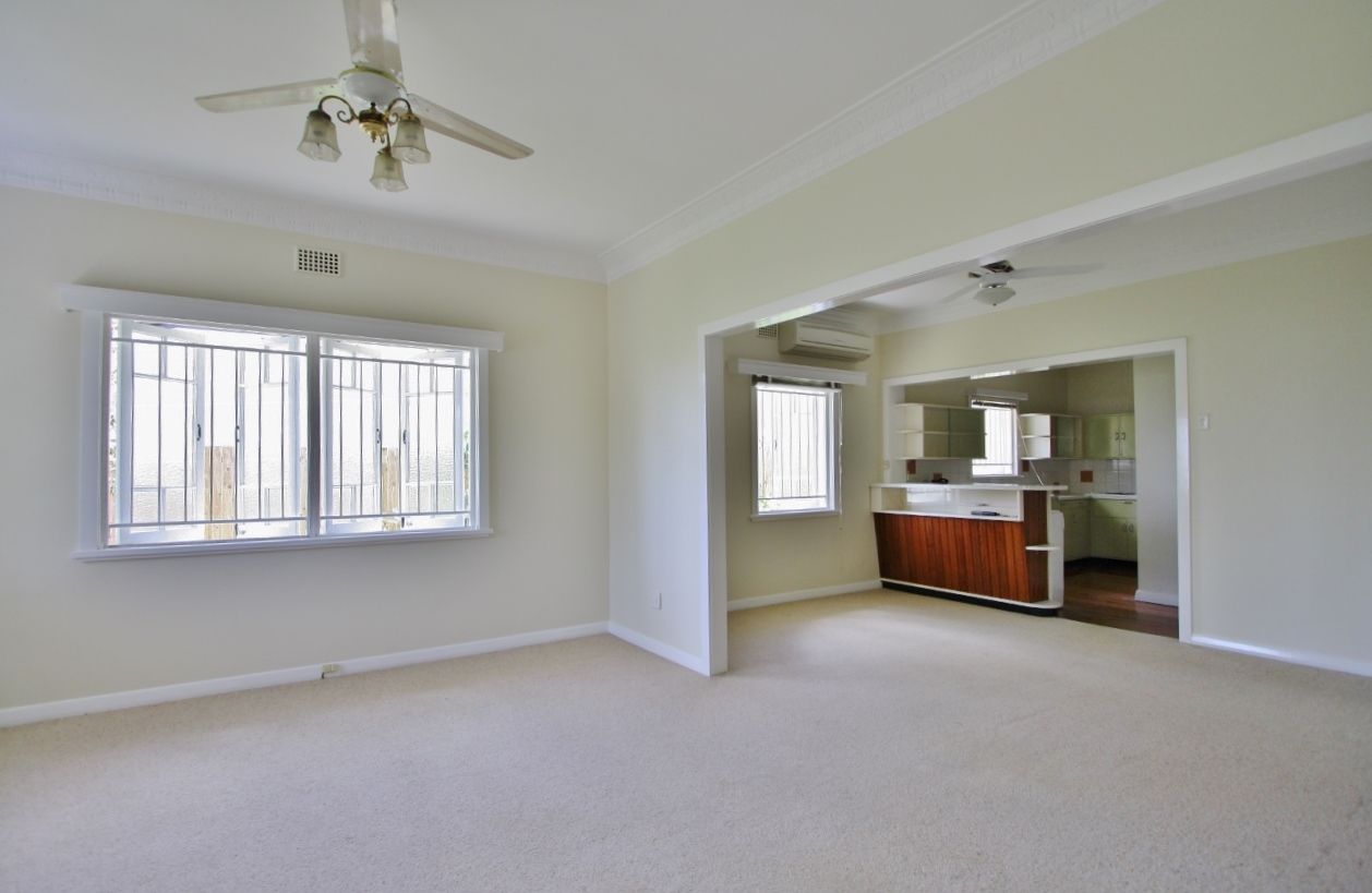 30 Palm Avenue, Holland Park West, QLD 4121