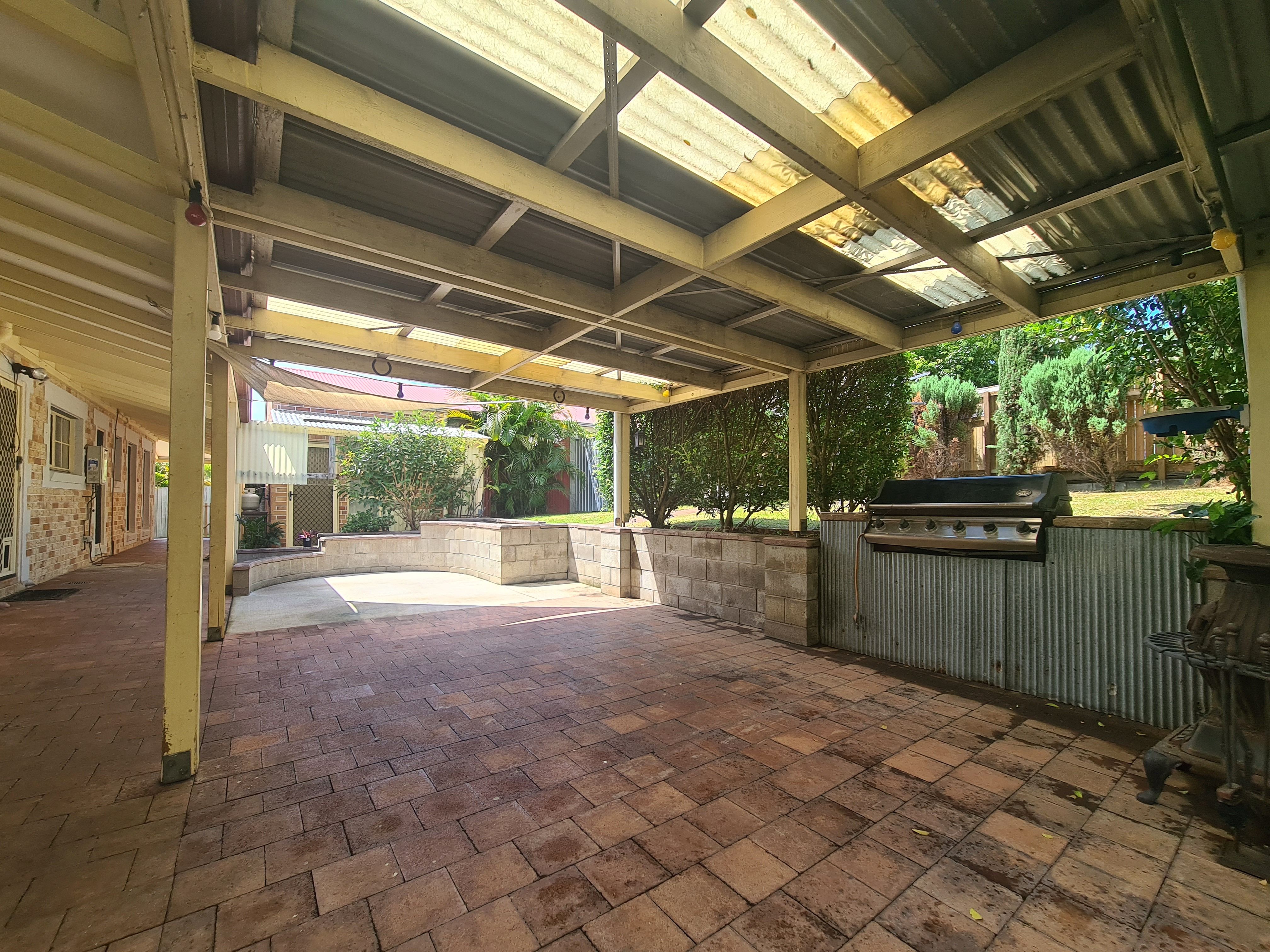 48 Owens Cresent — photo 4 of 8