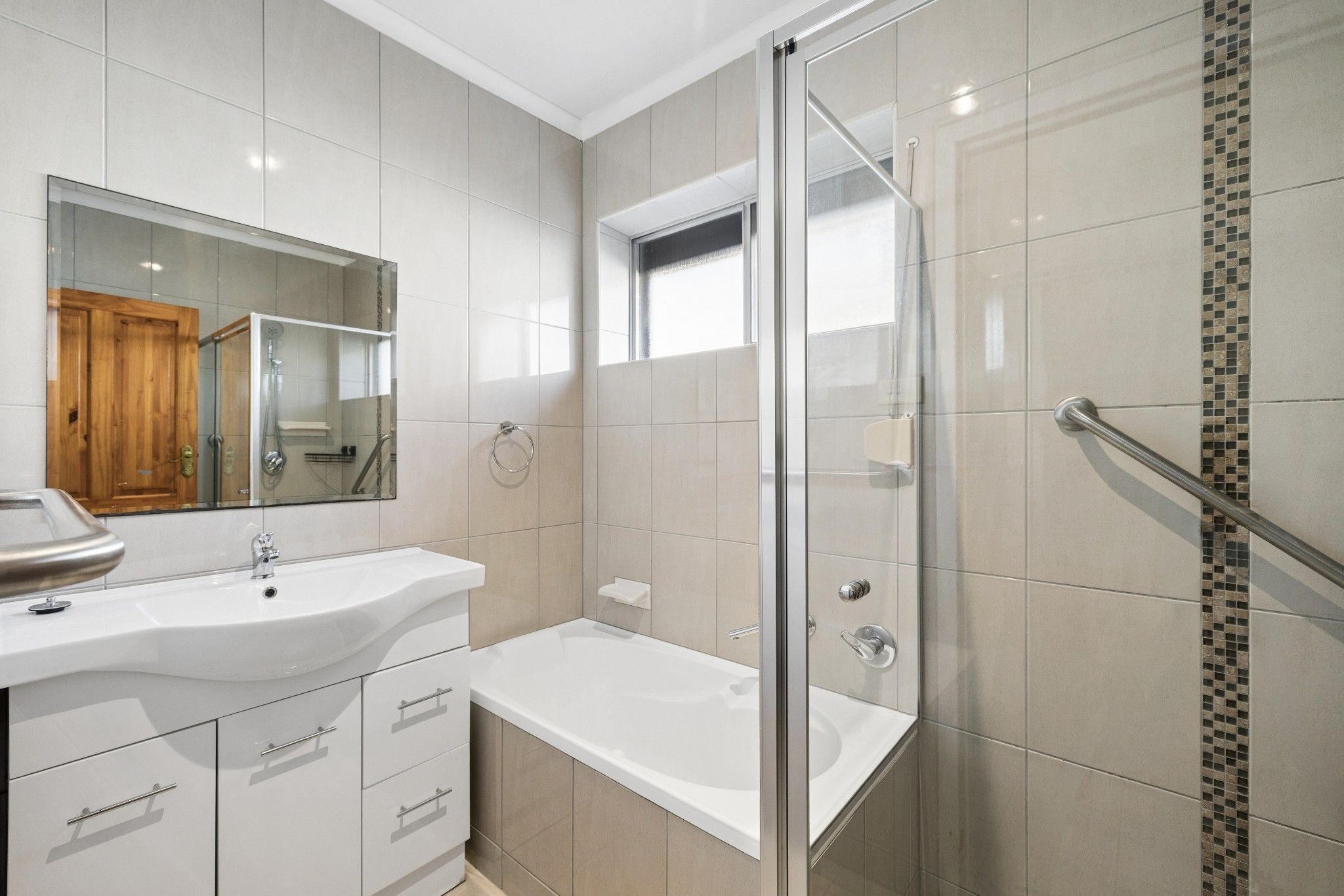 31 Seaton Terrace — photo 17 of 26