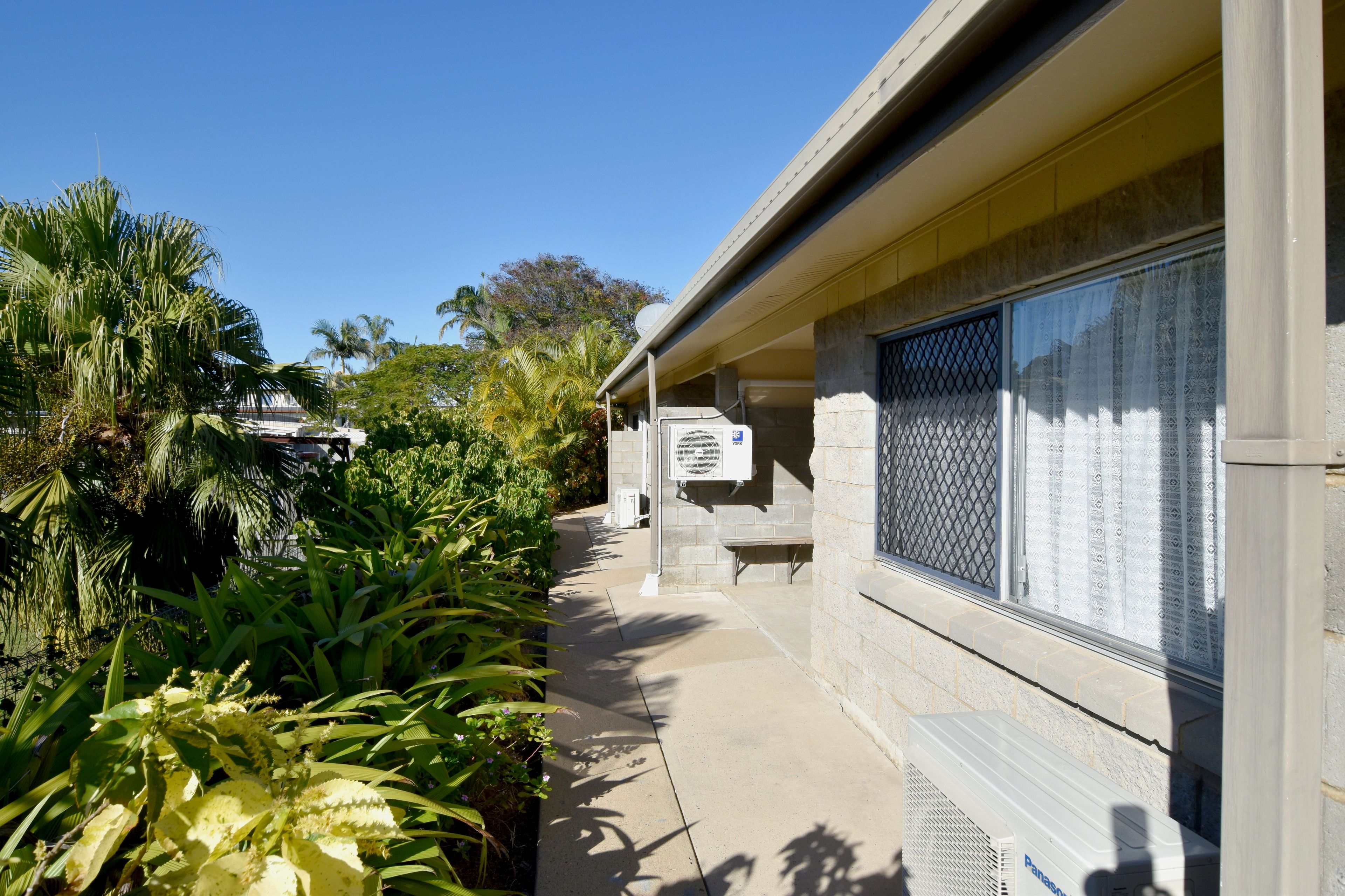 2/3 Murray Street, West Gladstone, QLD 4680