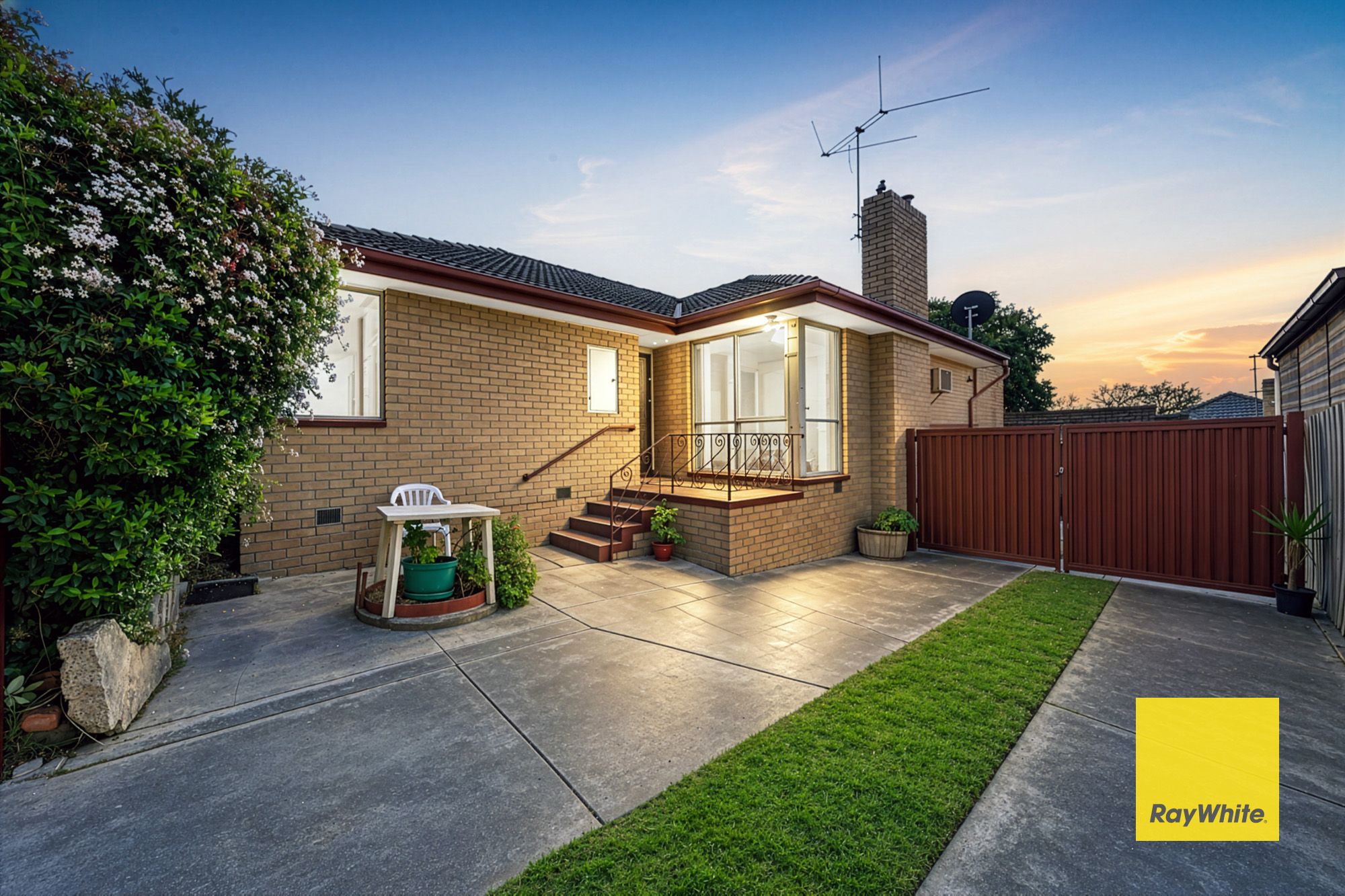 26 Arthur Street — photo from Ray White Mernda