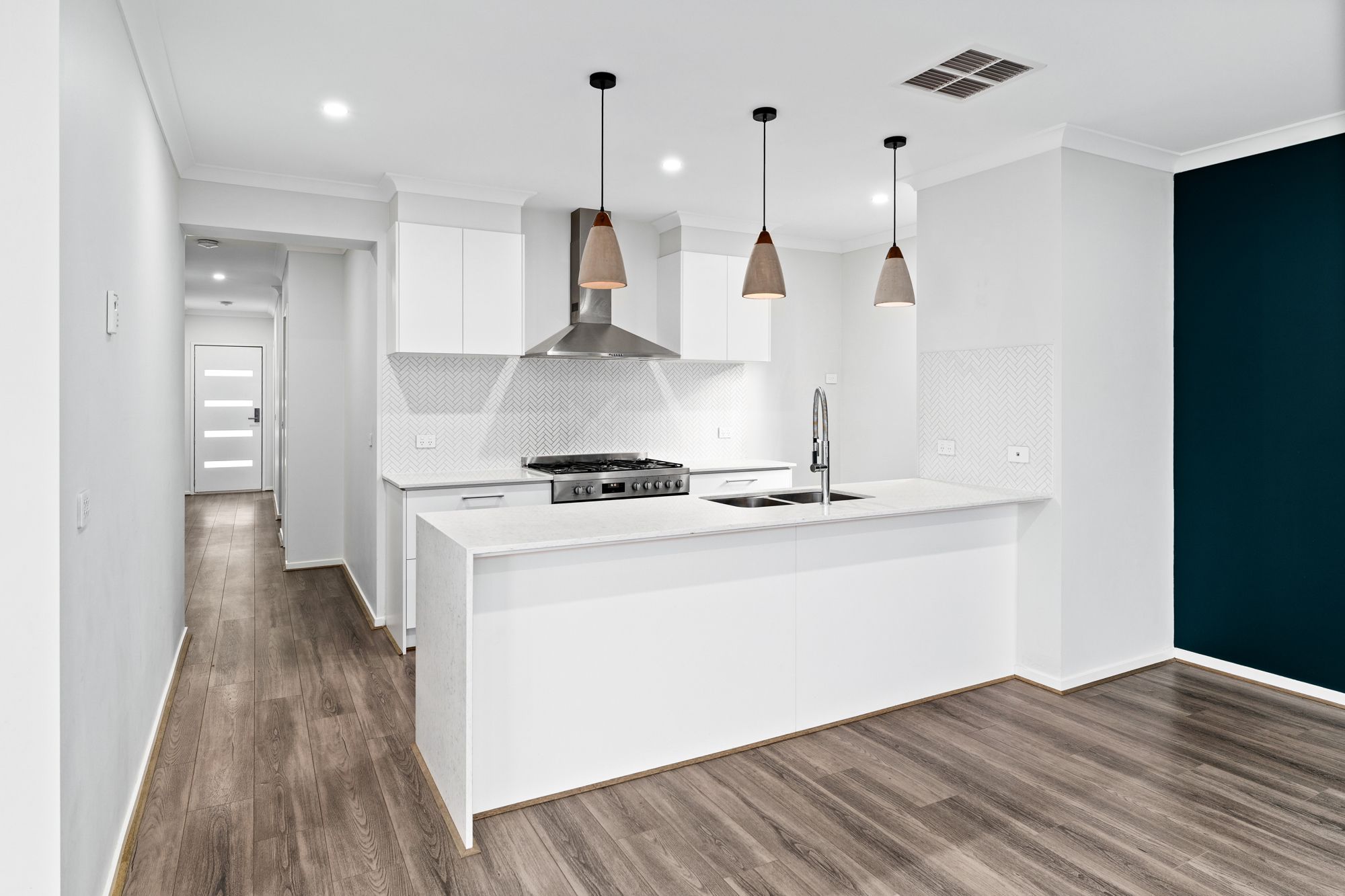 66 Lucerne Drive — photo 4 of 11