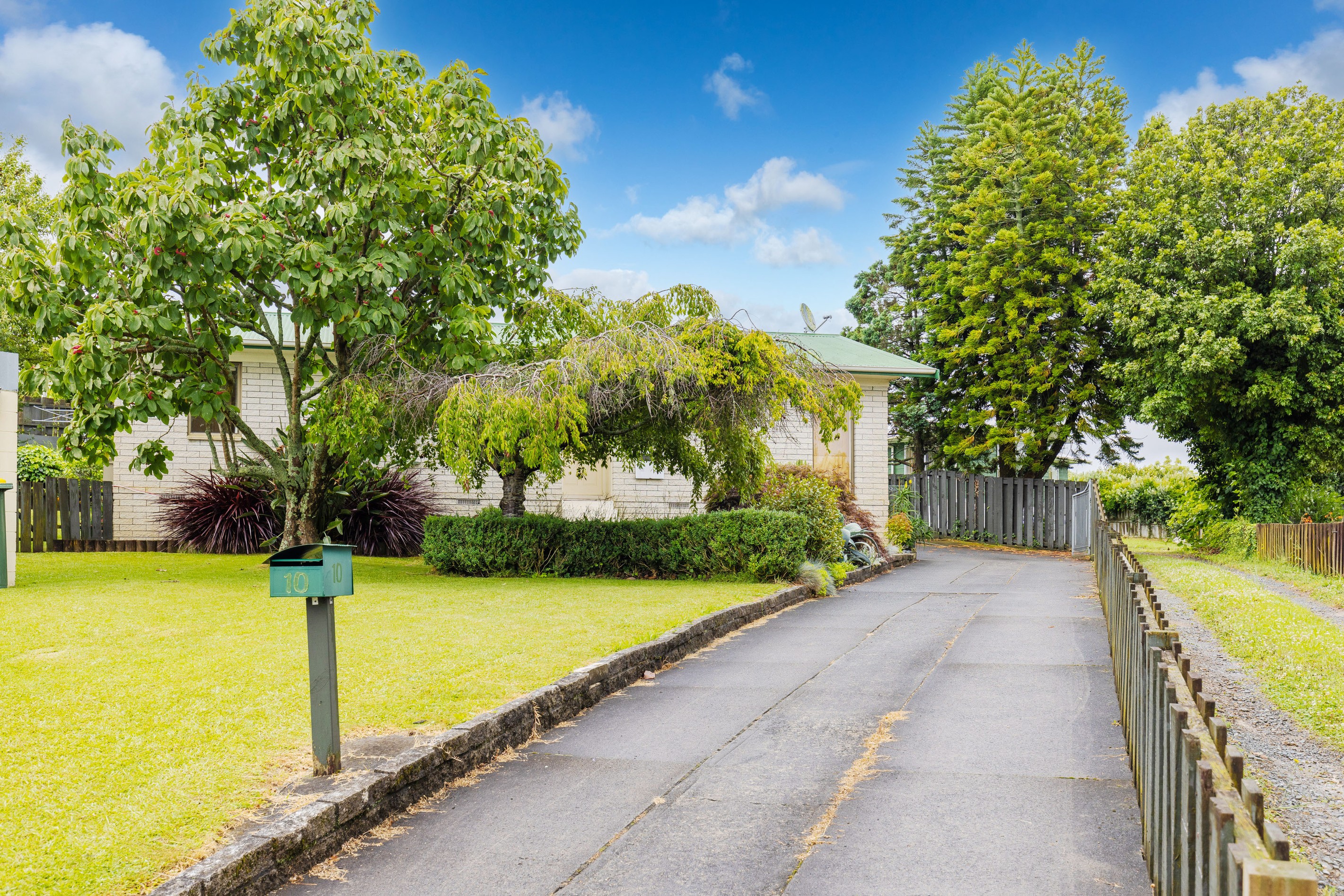 10 Norfolk Place, Pukete, Hamilton City