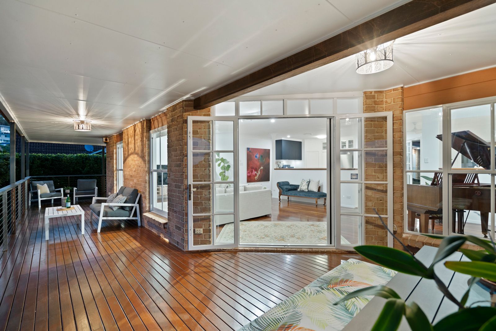 46 Gyranda Street — photo 10 of 29