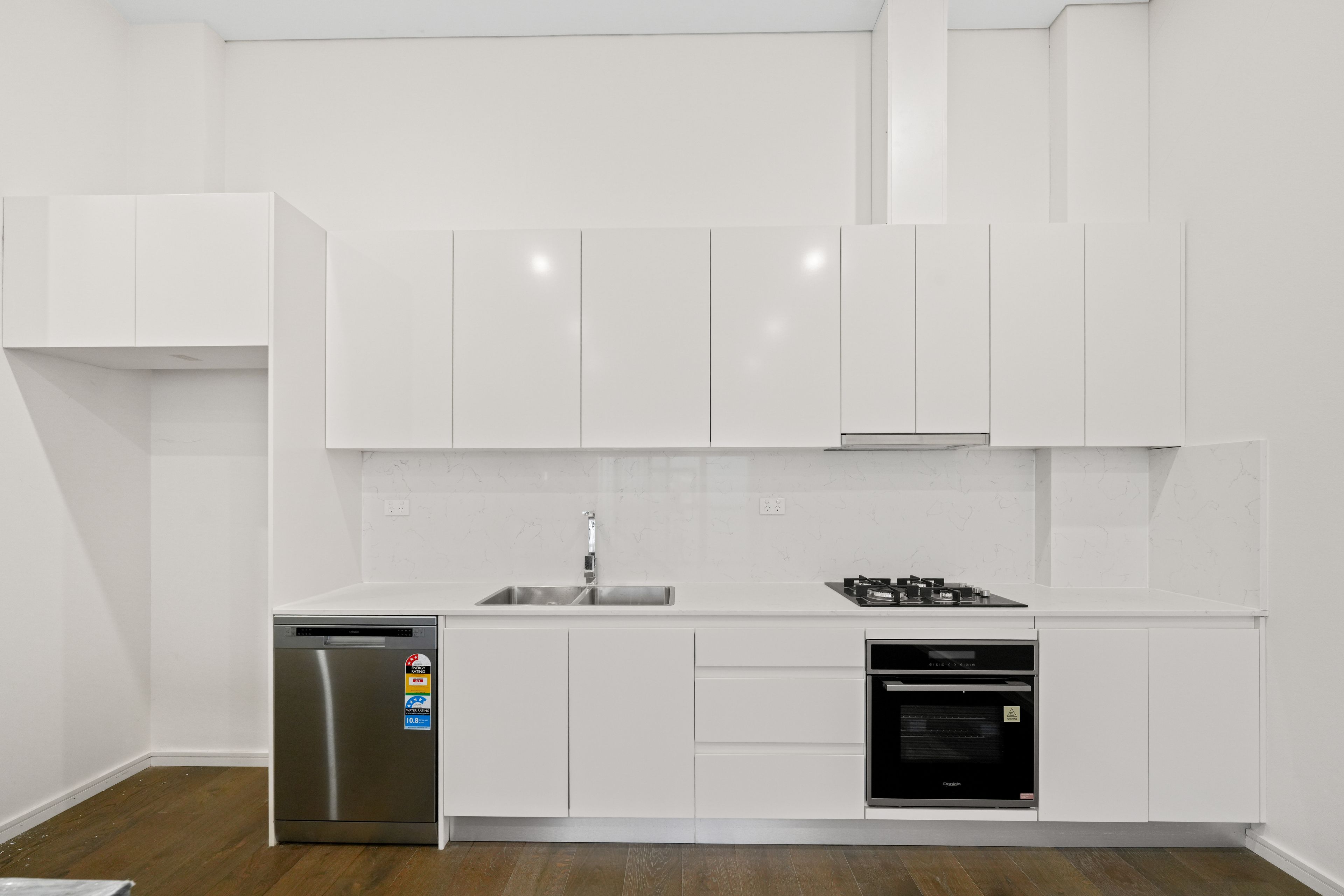 2/76 Majors Bay Road — photo 6 of 10