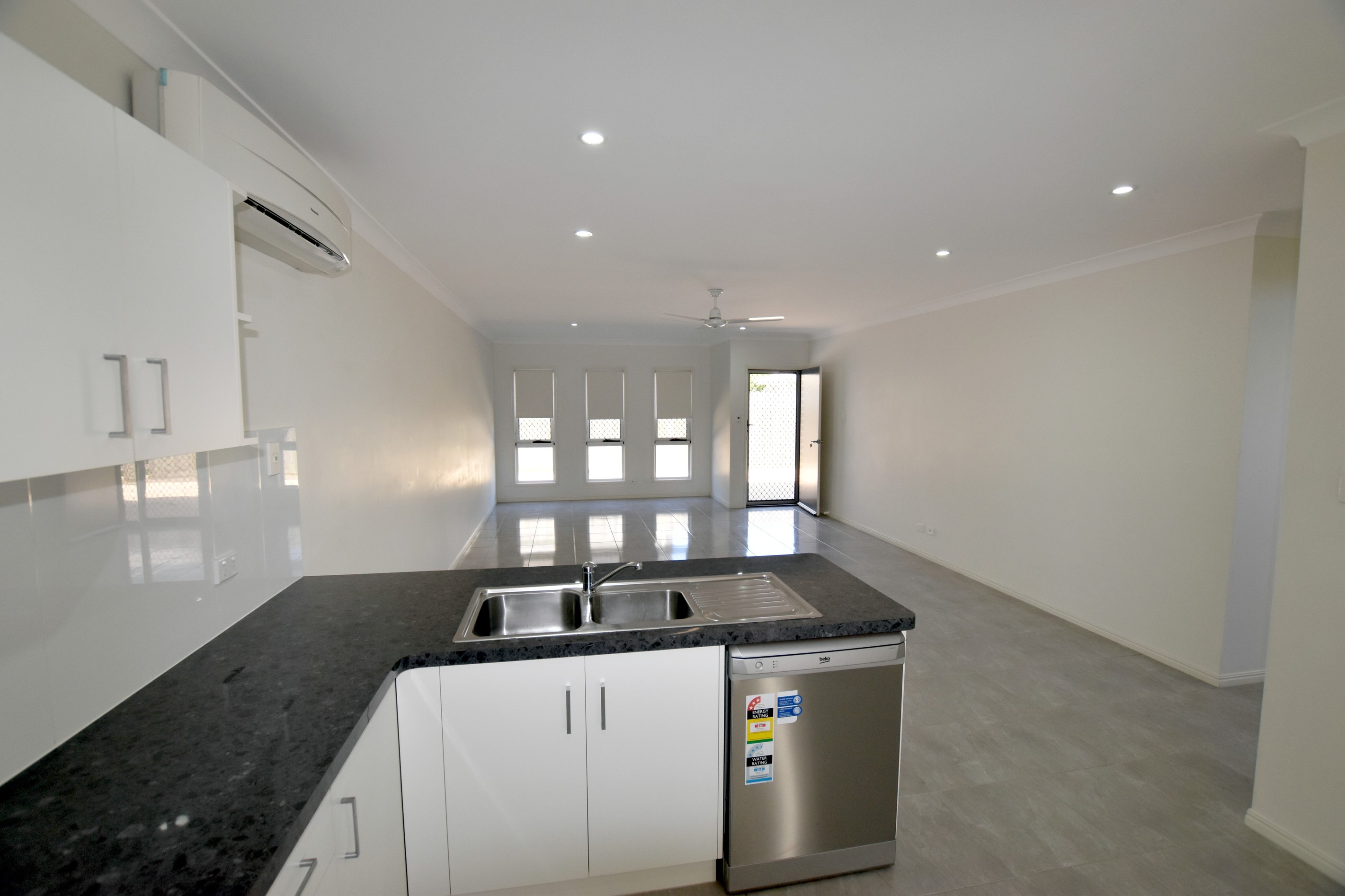 3/55 Toolooa Street, South Gladstone, QLD 4680