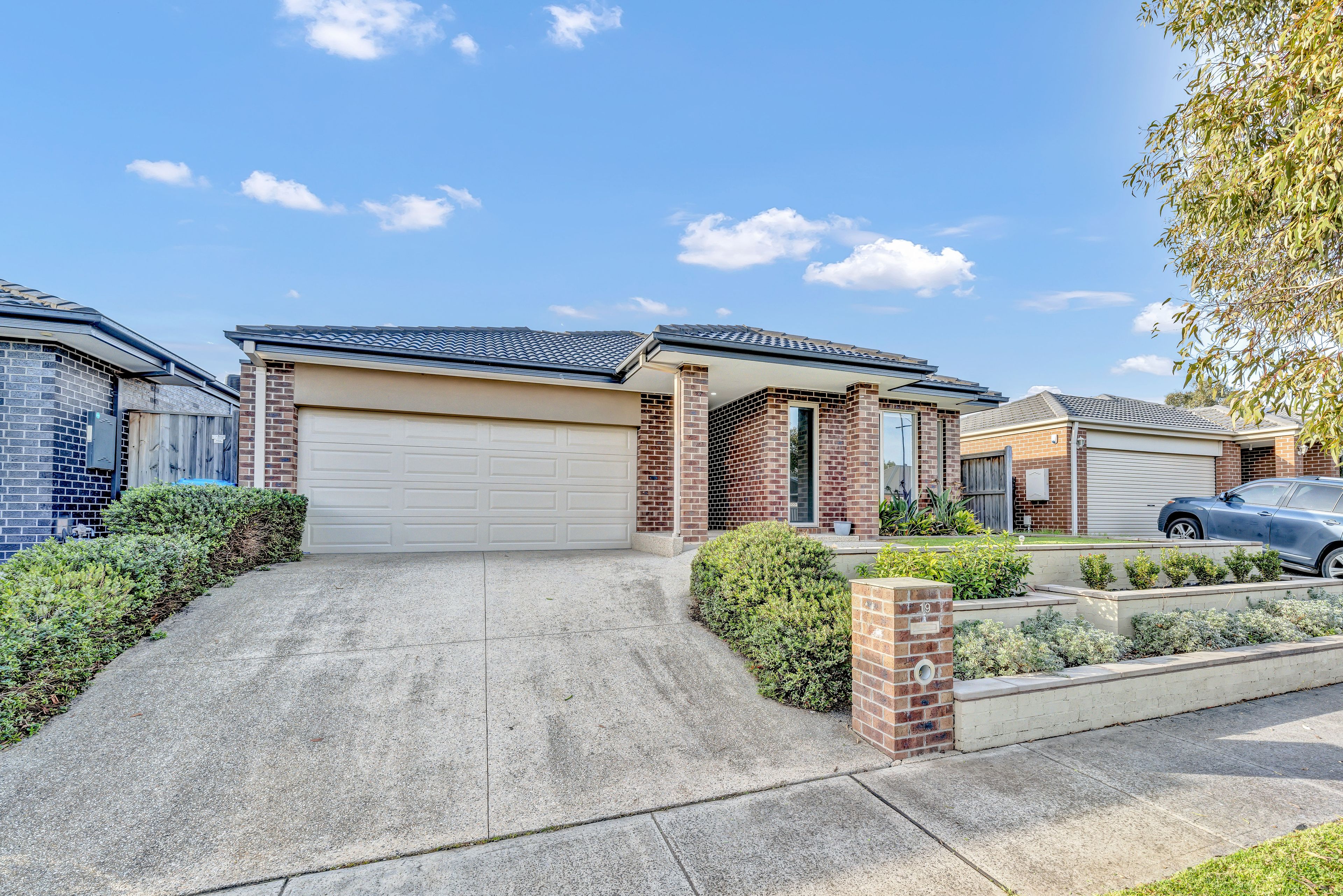 19 Lemon Grove, Cranbourne West, VIC 3977