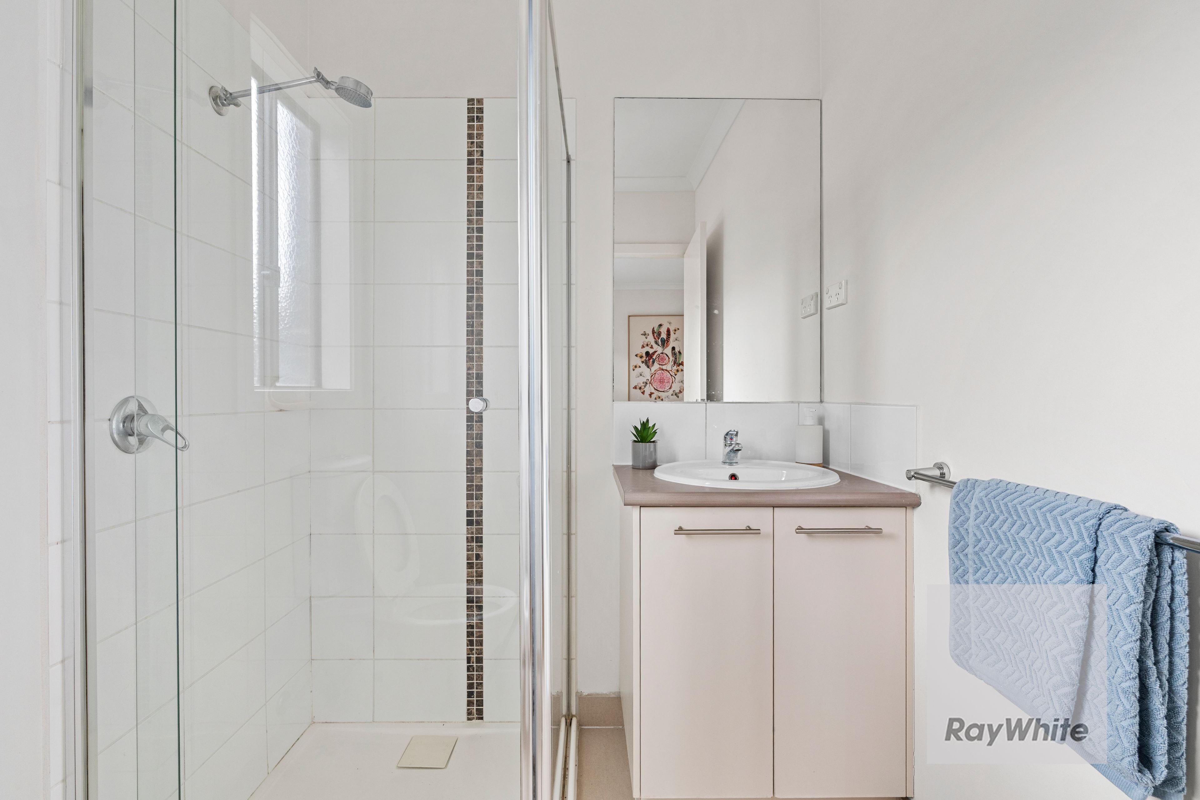 12 Jackaroo Street — photo 15 of 19