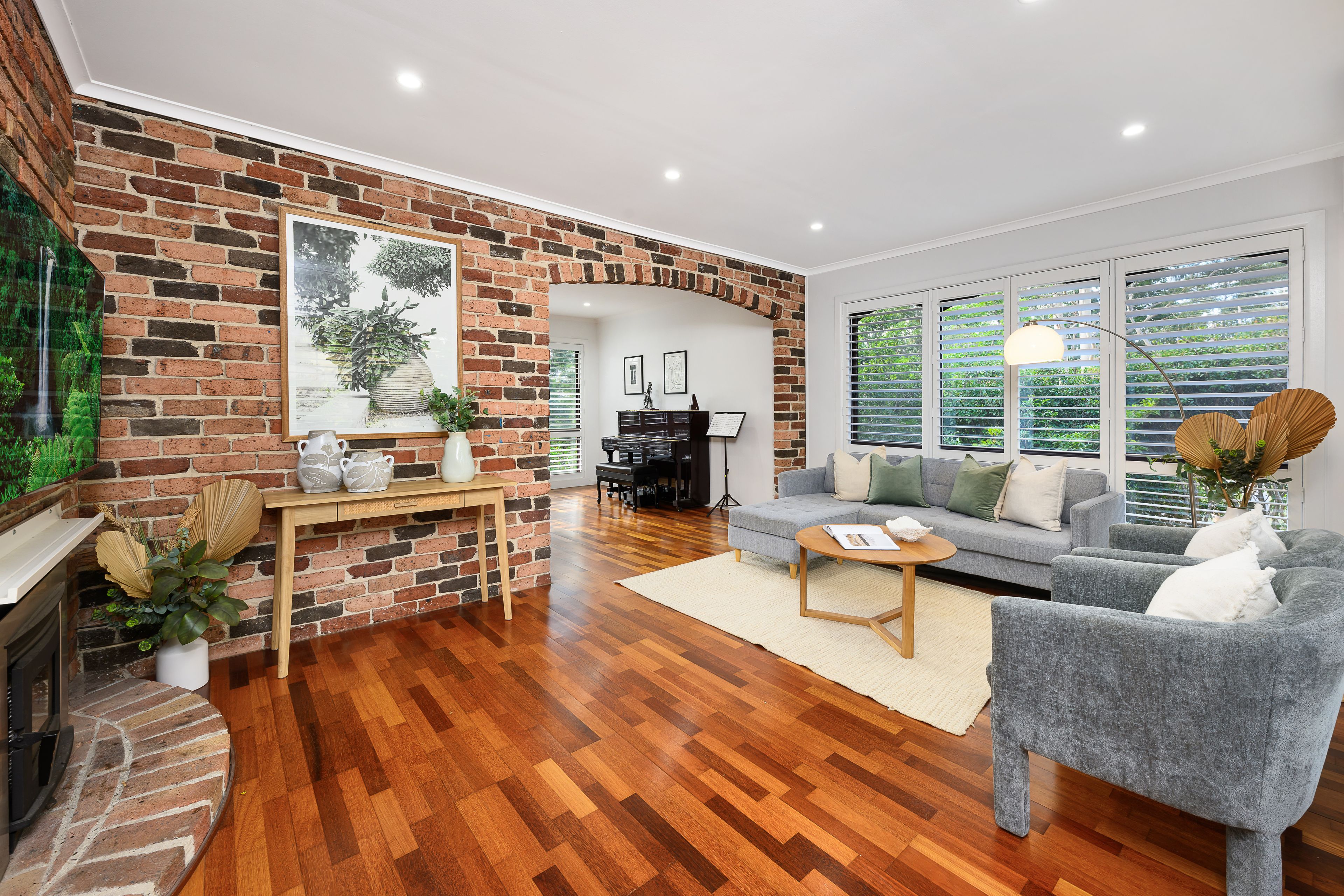 56 Curtin Avenue — photo 4 of 12