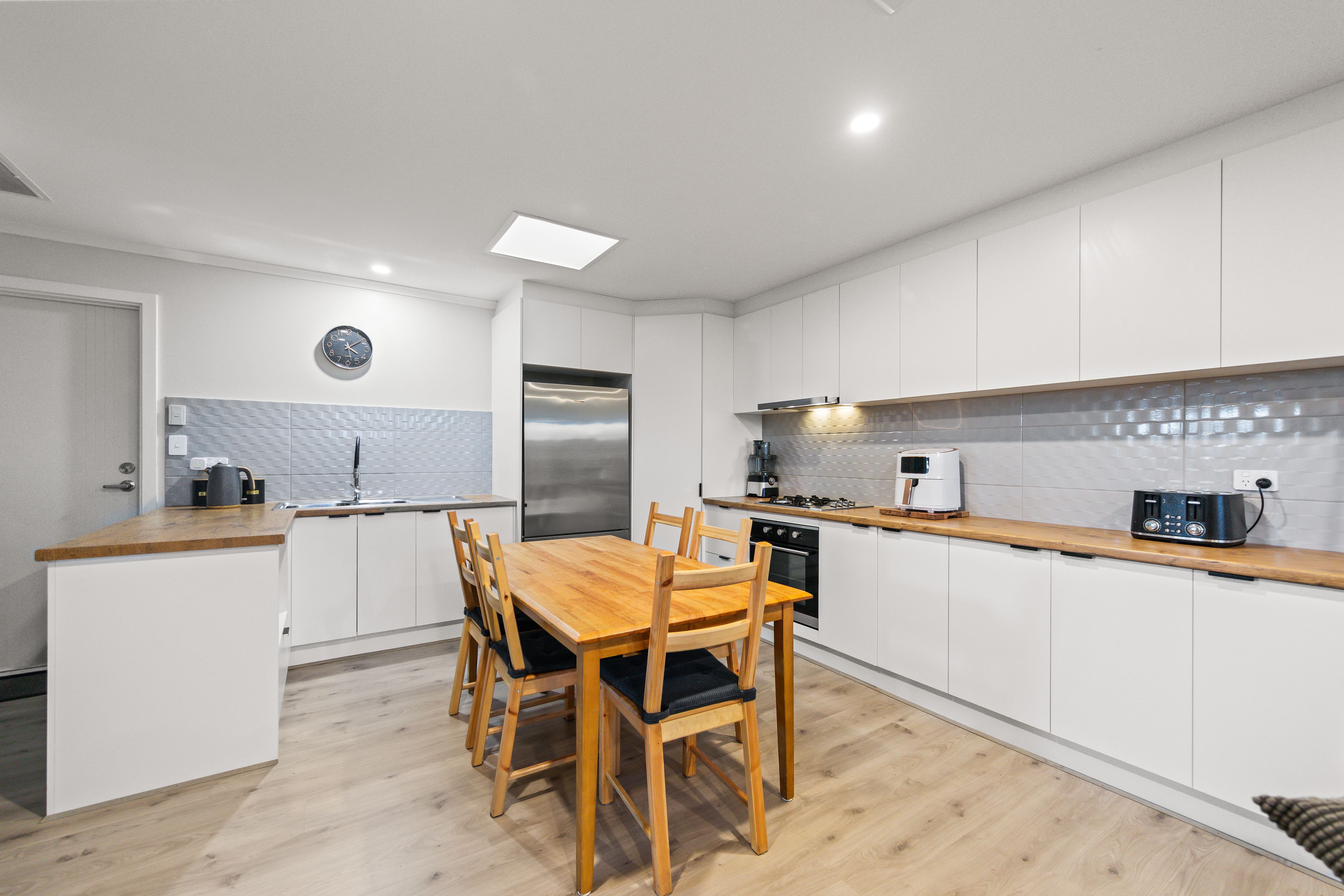 12 Kelmscott Street, Rosewater, SA 5013