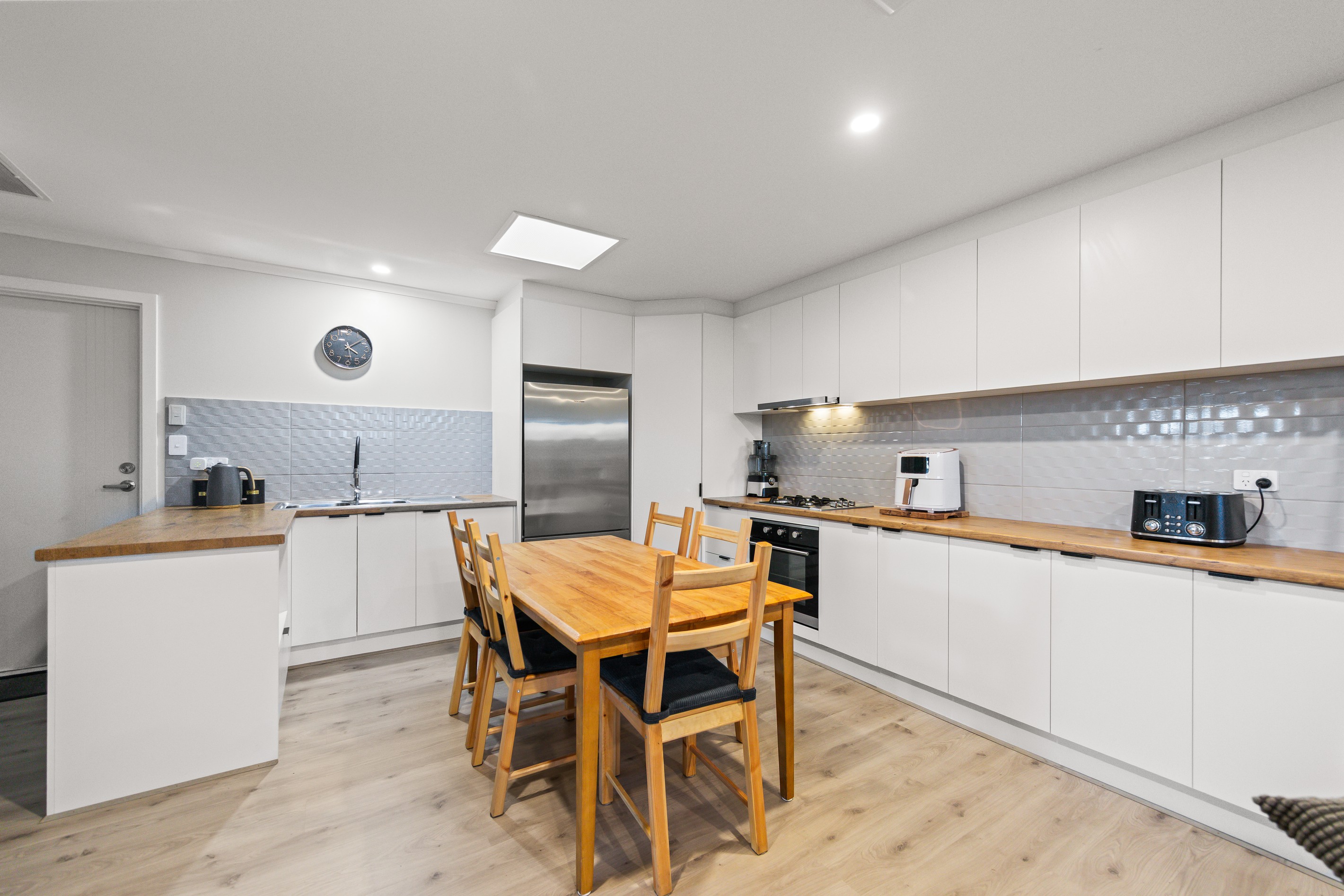 12 Kelmscott Street, Rosewater, SA 5013