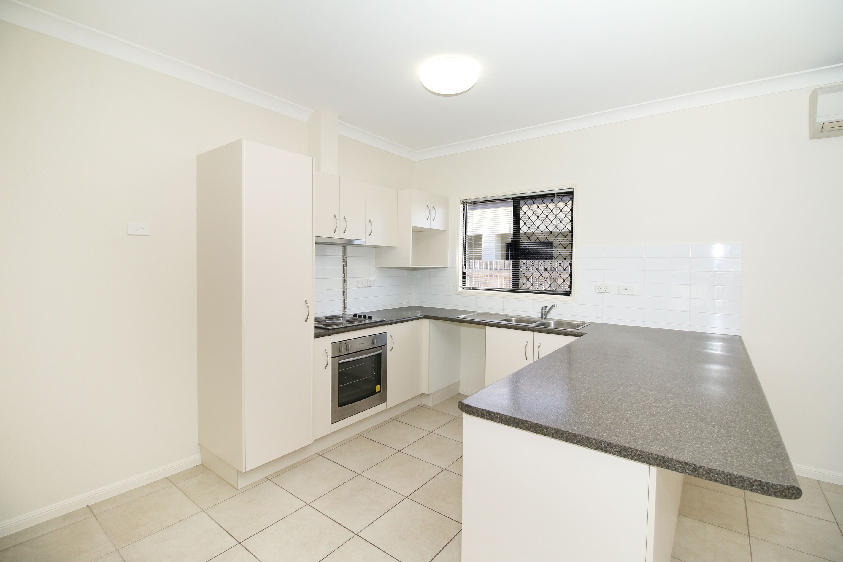 15 Skardon Place, Kelso, QLD 4815