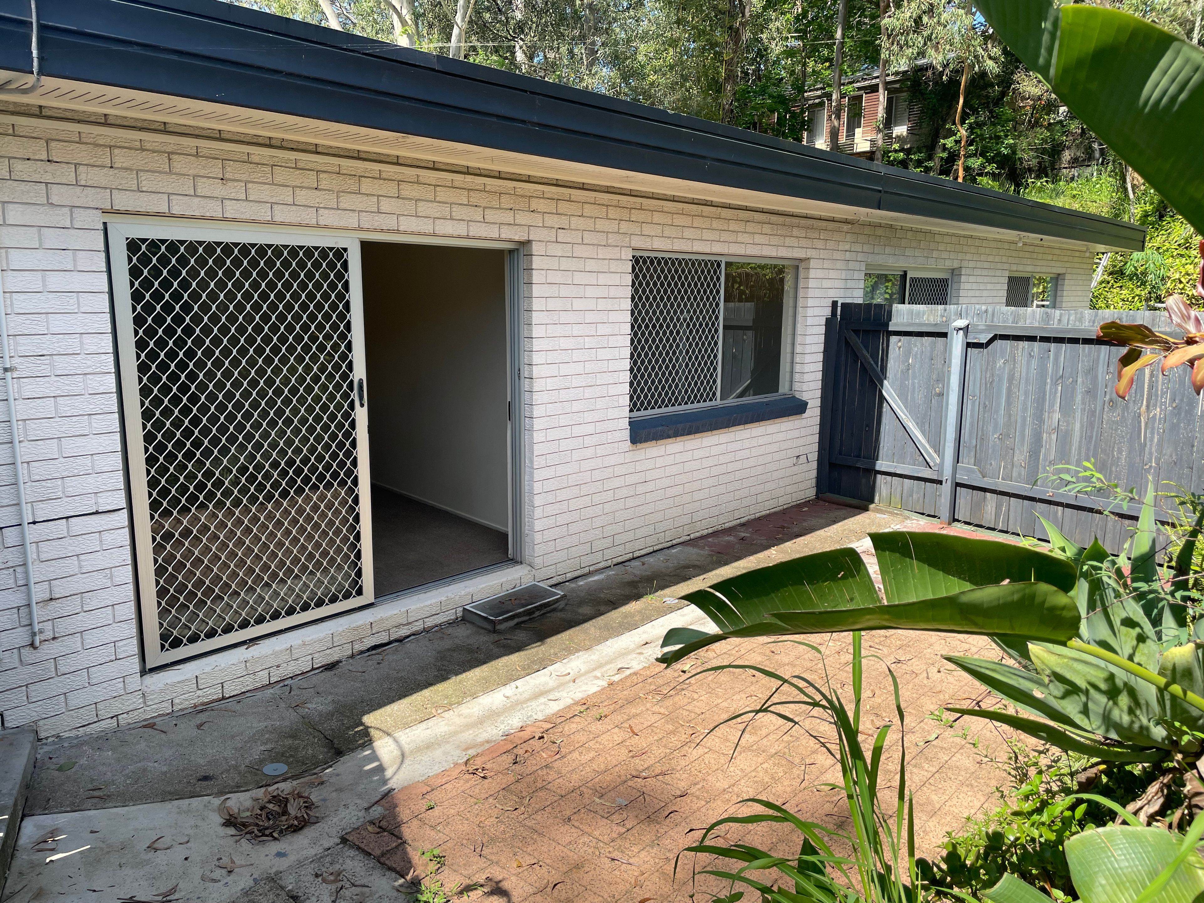 1 Bardon Esplanade, Bardon QLD 4065