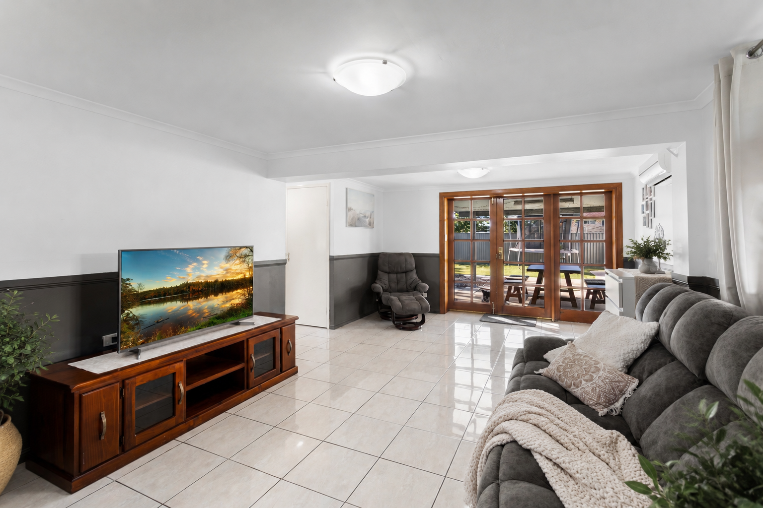 8 Bowden Street — photo 6 of 17