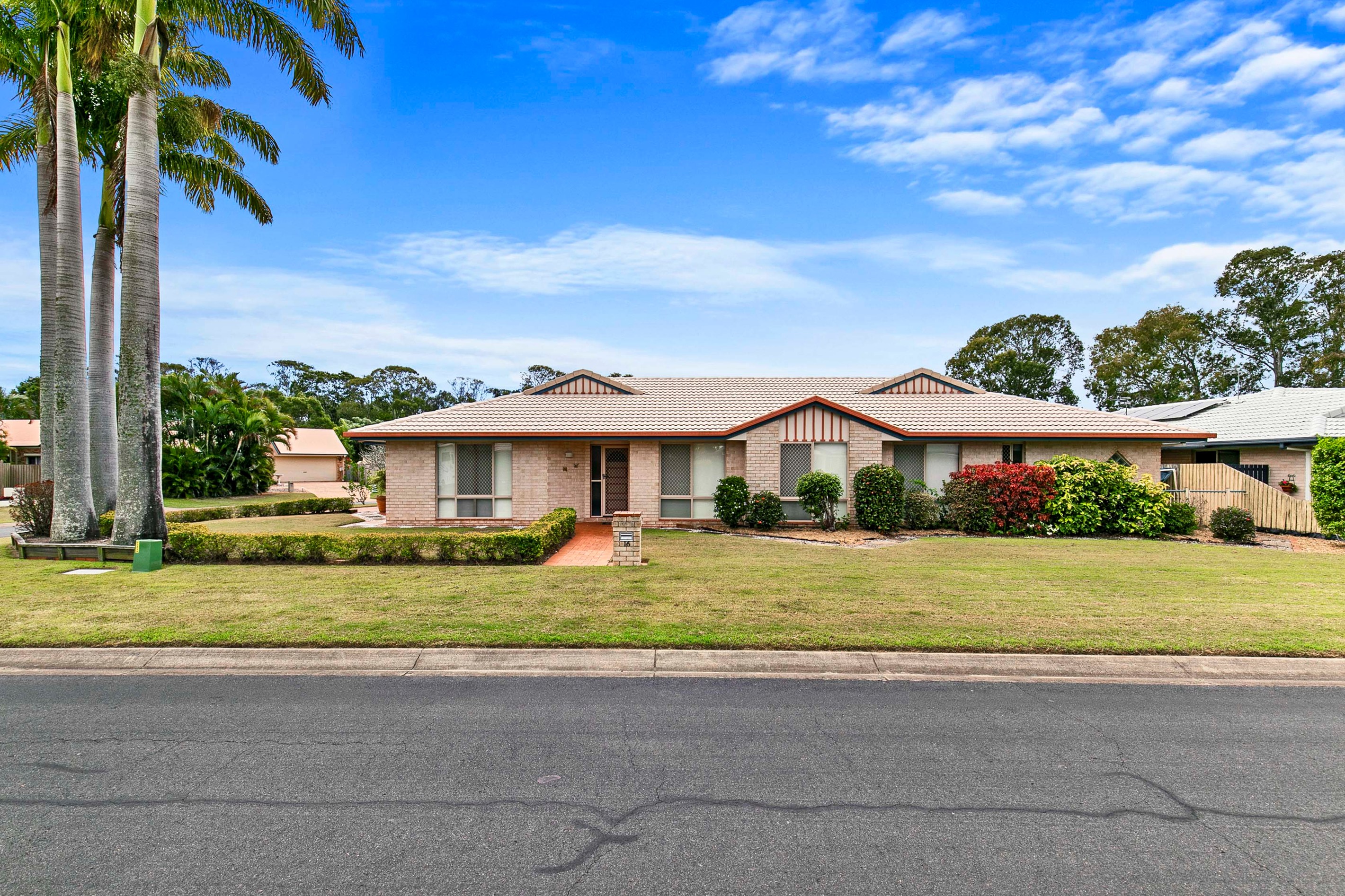 1-3 Daphne Court, Torquay, QLD 4655