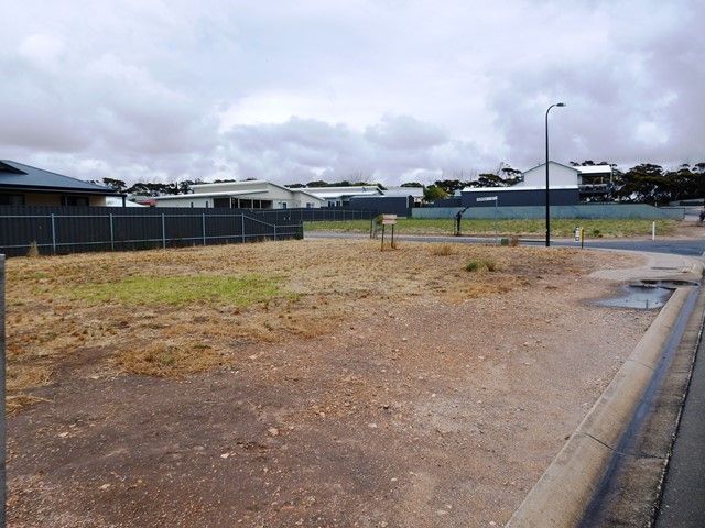 3 Lady Doris Drive, Port Vincent, SA 5581