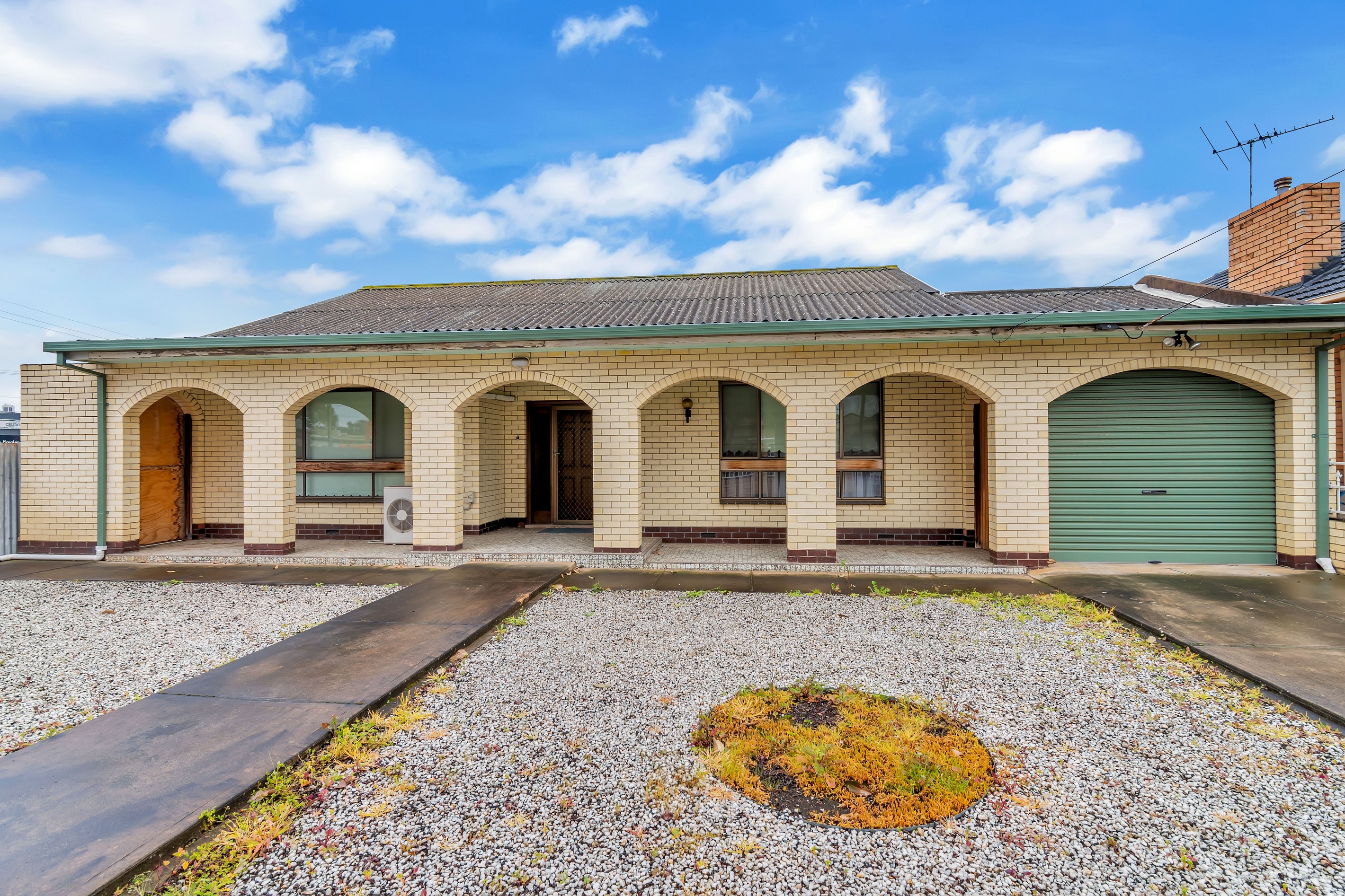 8 Minerva Crescent, Croydon Park, SA 5008