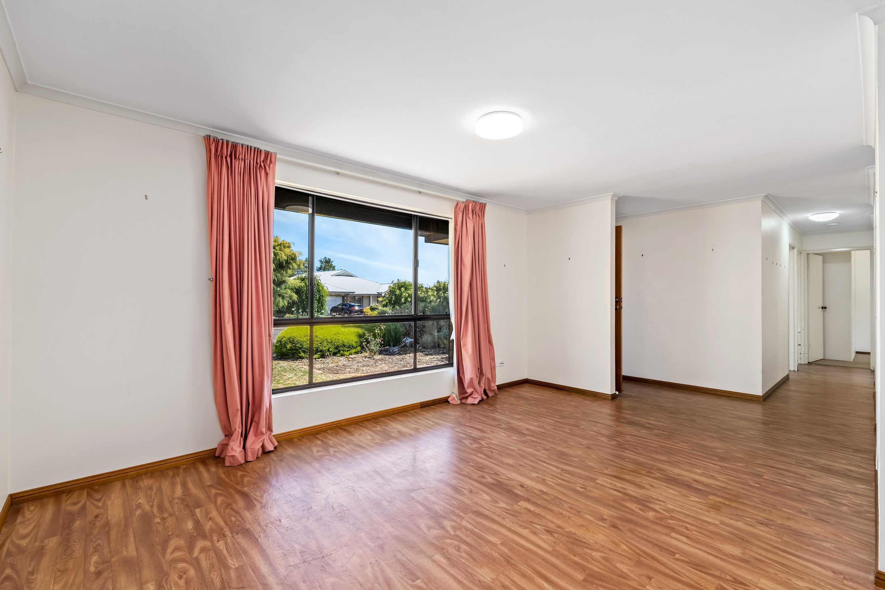 82 Barramundi Drive, Hallett Cove, SA 5158