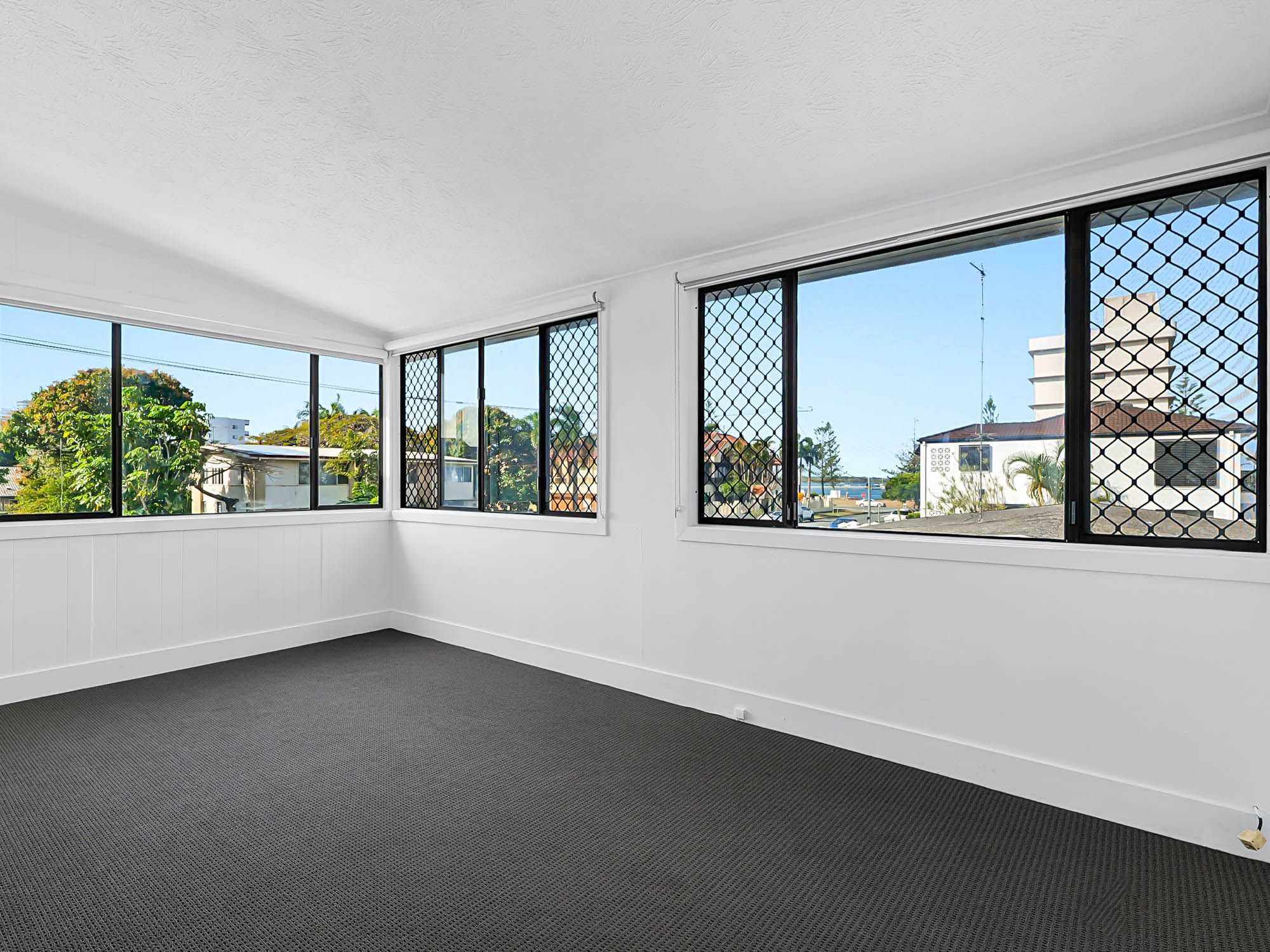 1/8 Parr Street — photo 4 of 9