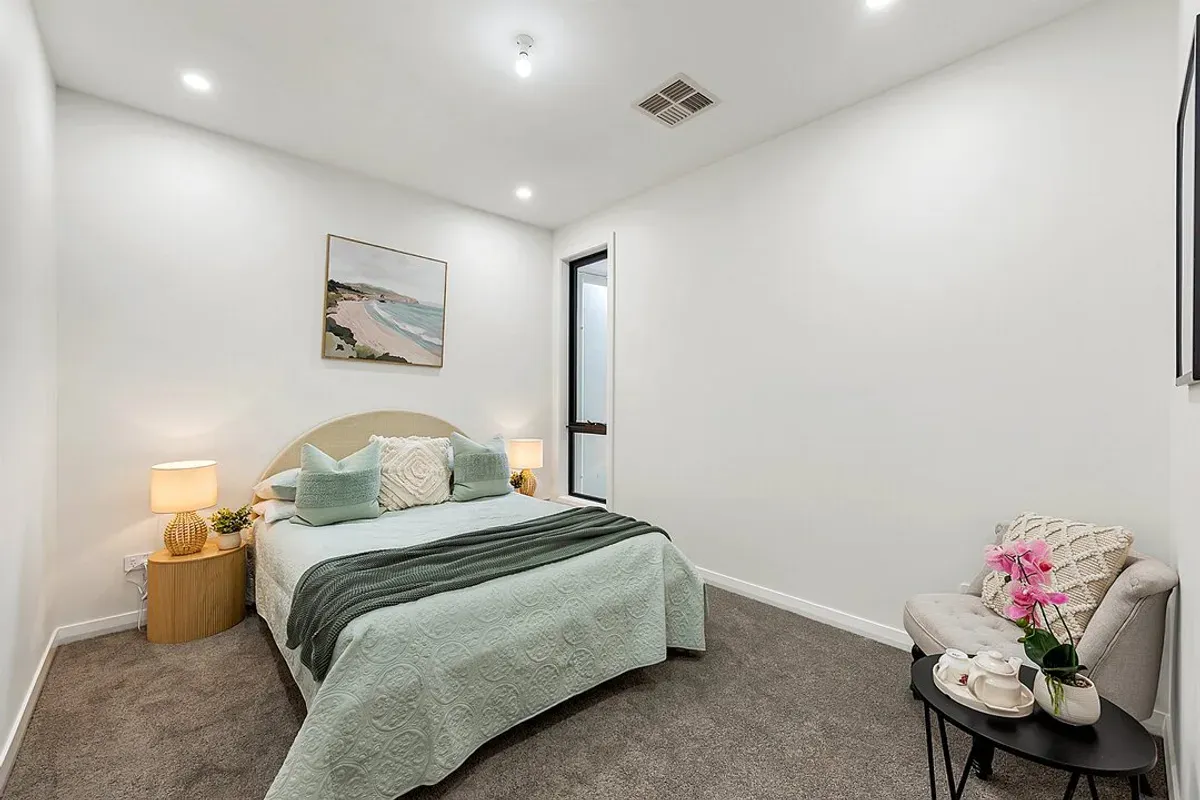 24 Princess Drive — photo 5 of 11