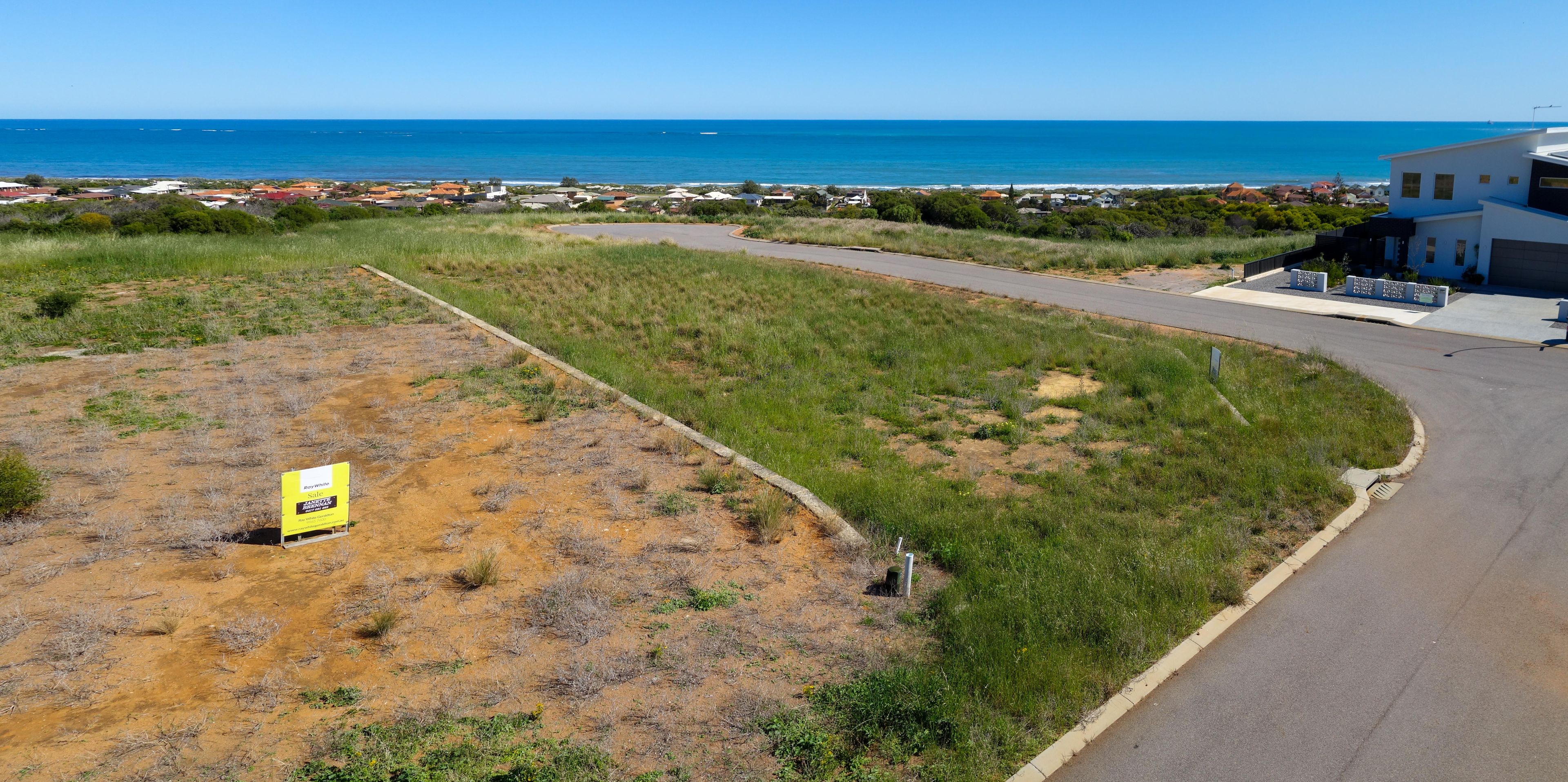 2 Highland Loop, Wandina, WA 6530